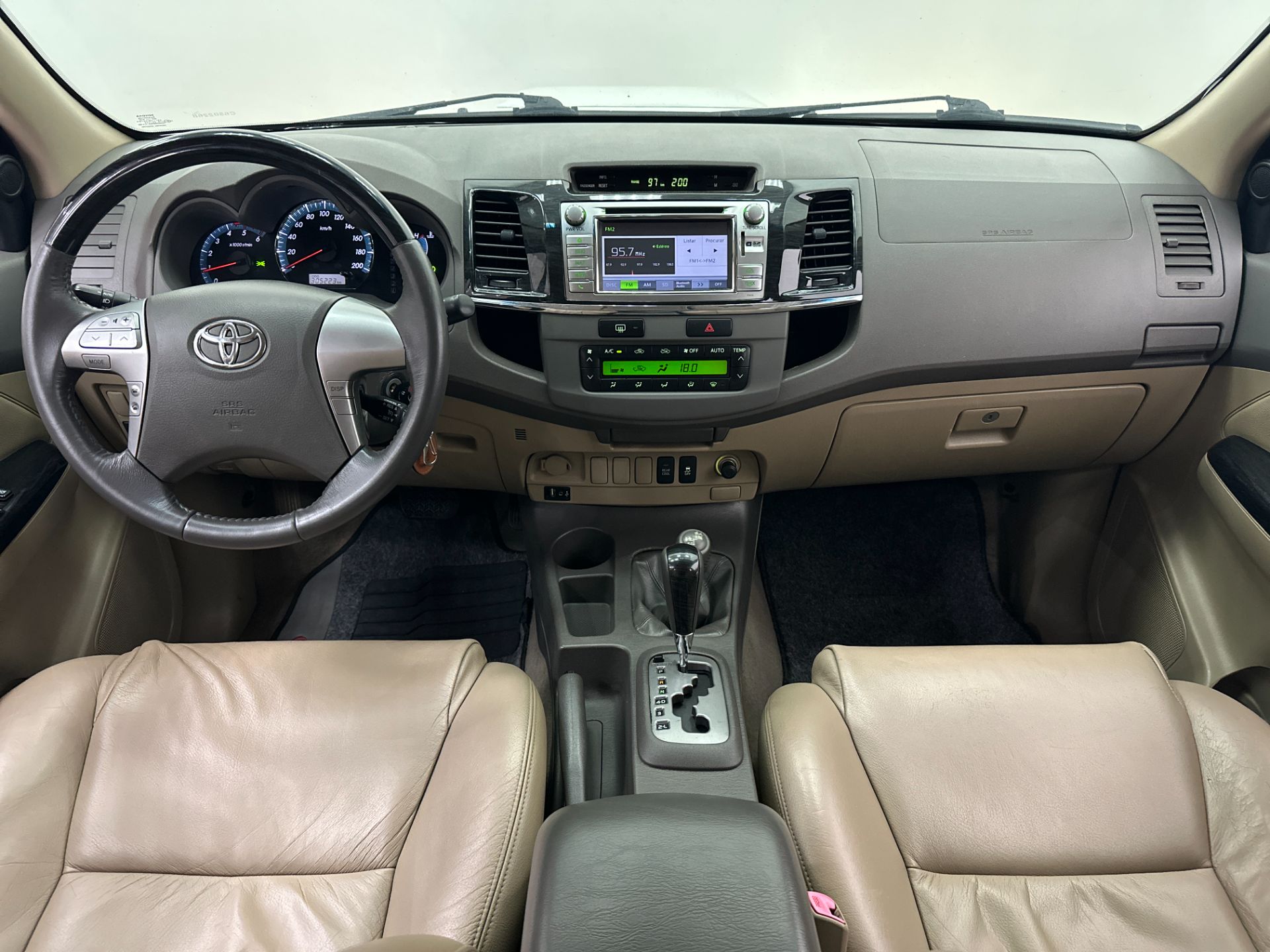 TOYOTA HILUX SW4 SRV 4X4 2012