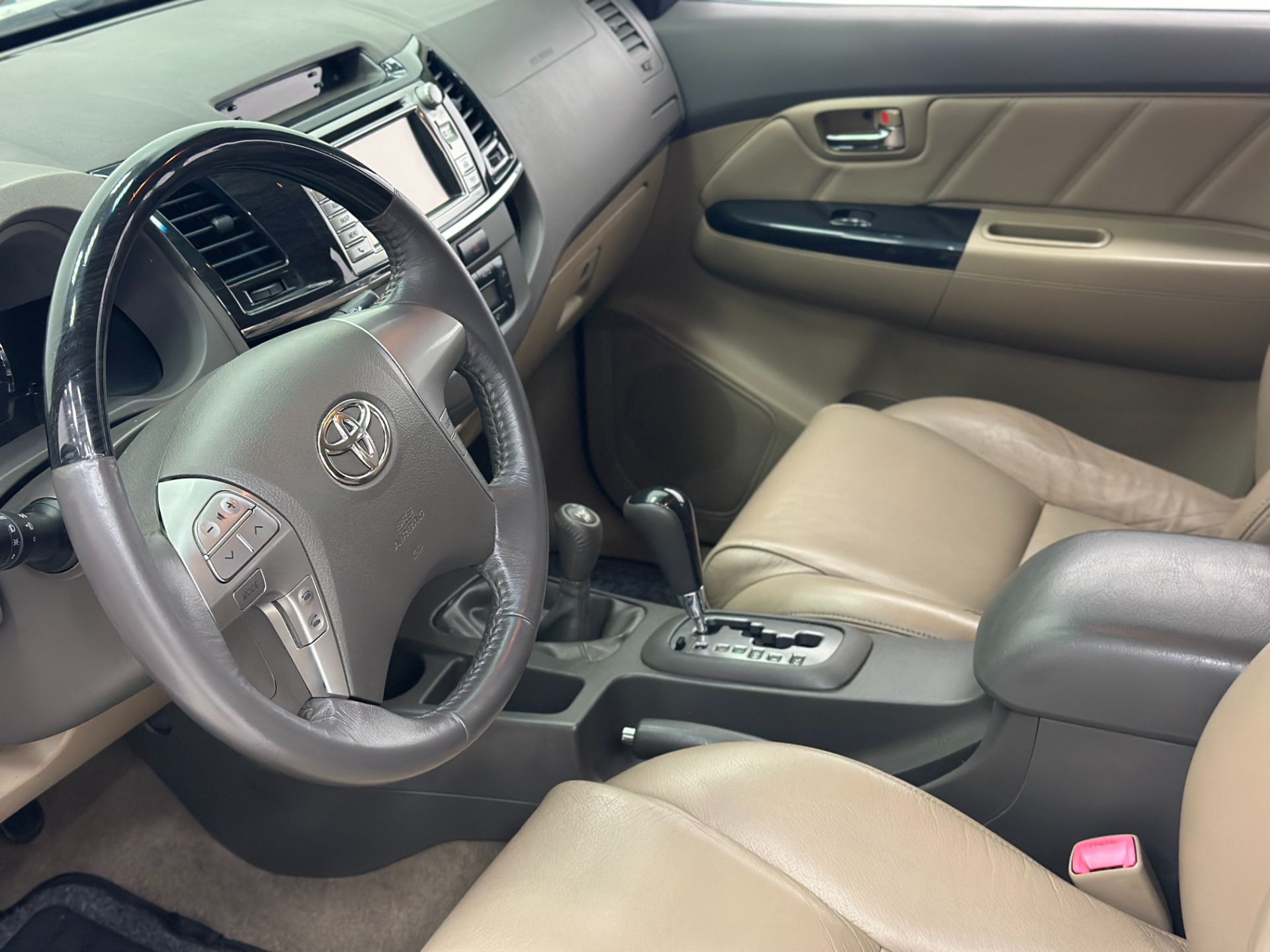 TOYOTA HILUX SW4 SRV 4X4 2012