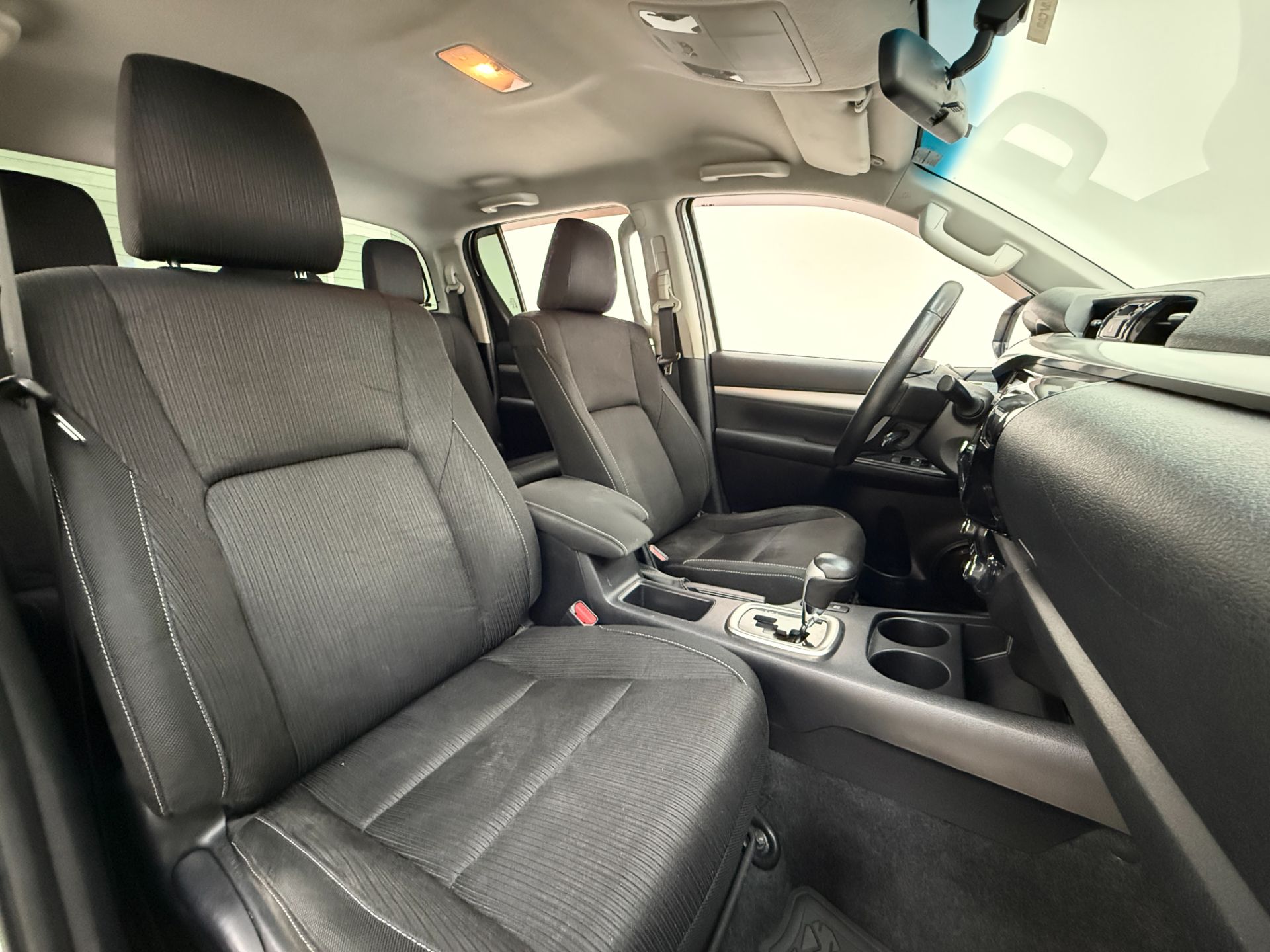 HILUX SR 2.8 CD 4X4 AUTOMATICA 2020