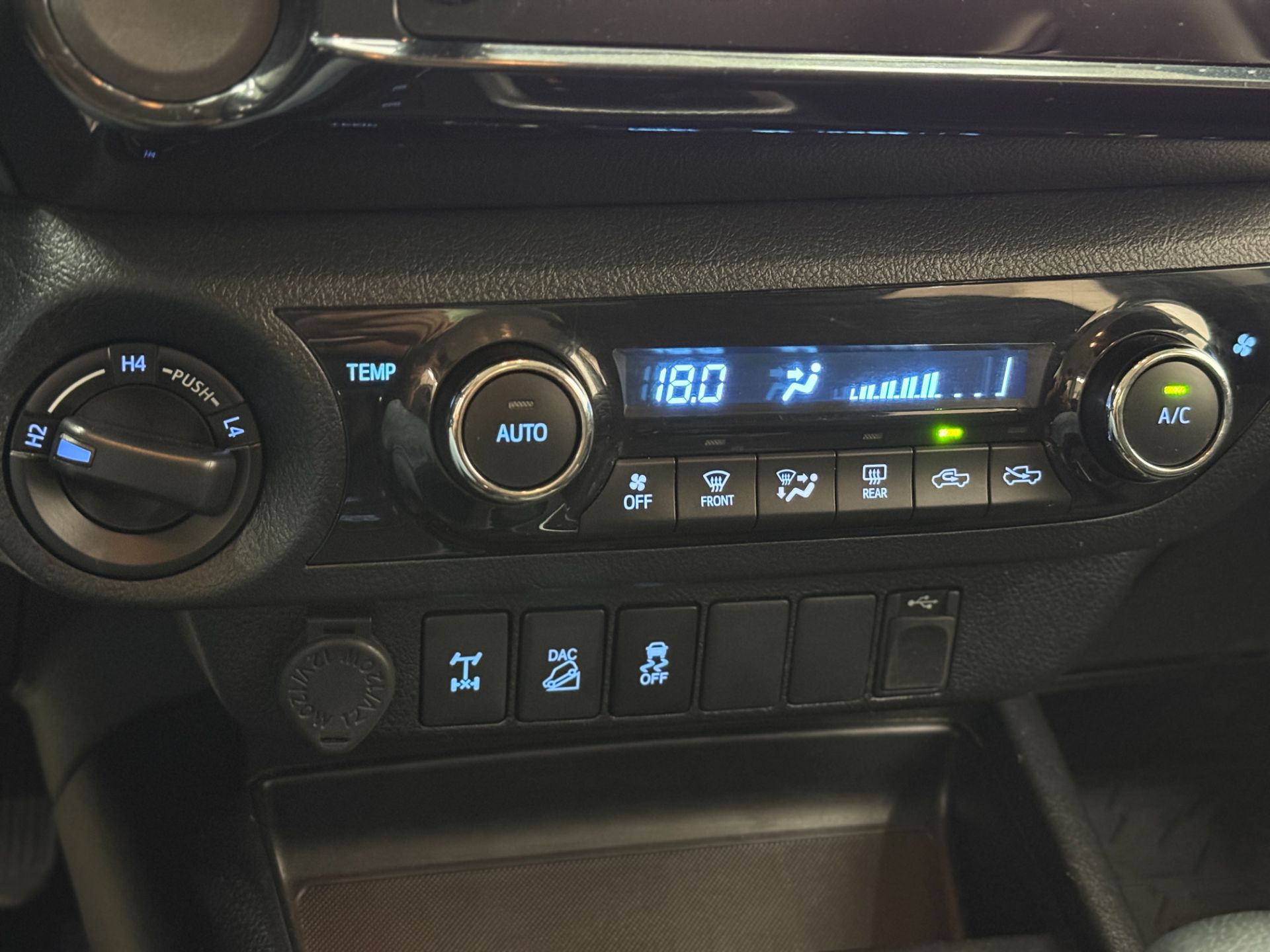 HILUX SR 2.8 CD 4X4 AUTOMATICA 2020