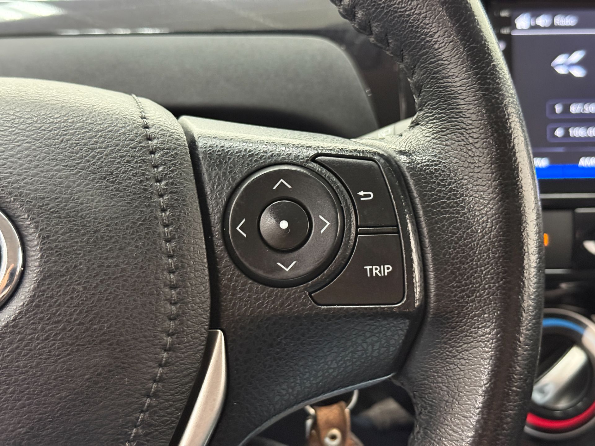 ETIOS CROSS 1.5 AT 2018