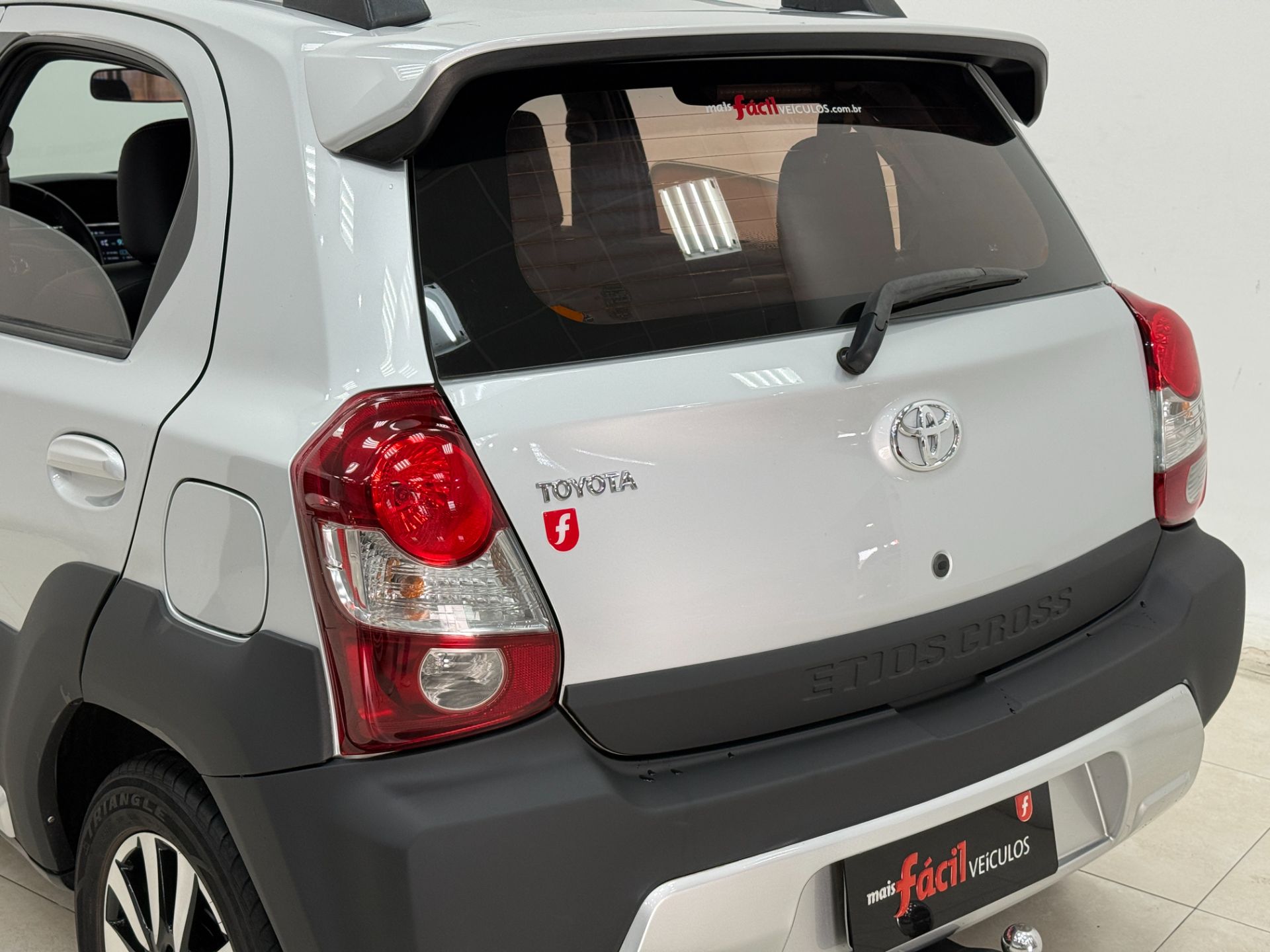 ETIOS CROSS 1.5 AT 2018