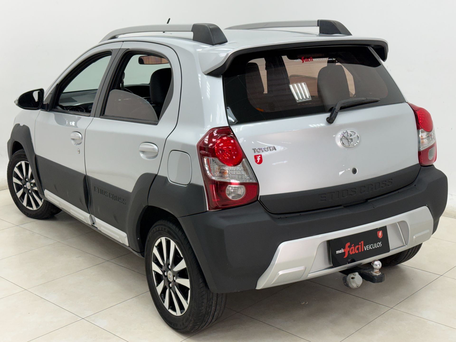 ETIOS CROSS 1.5 AT 2018