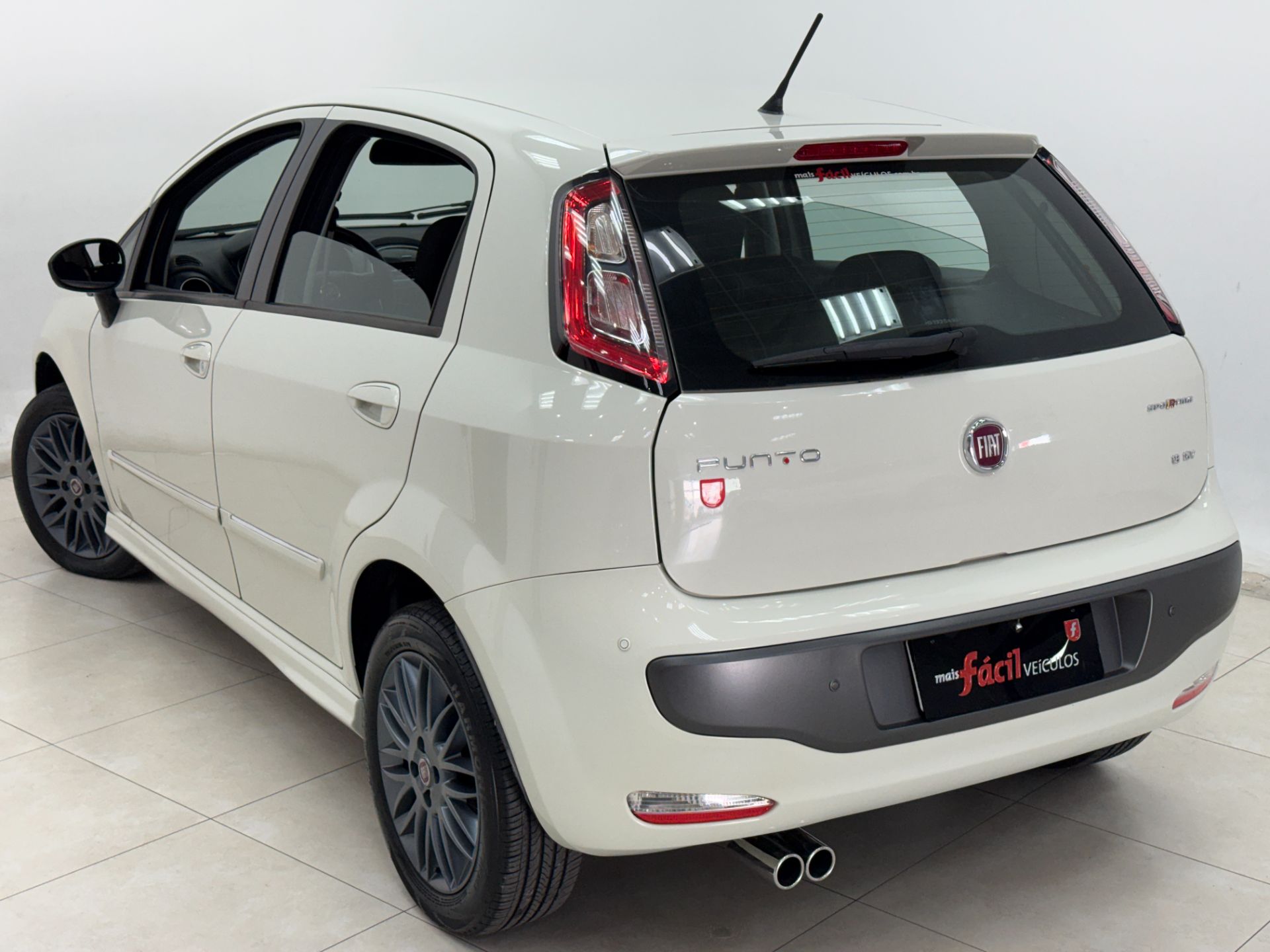 PUNTO SPORTING 1.8 AUTOMATIZADO 2016