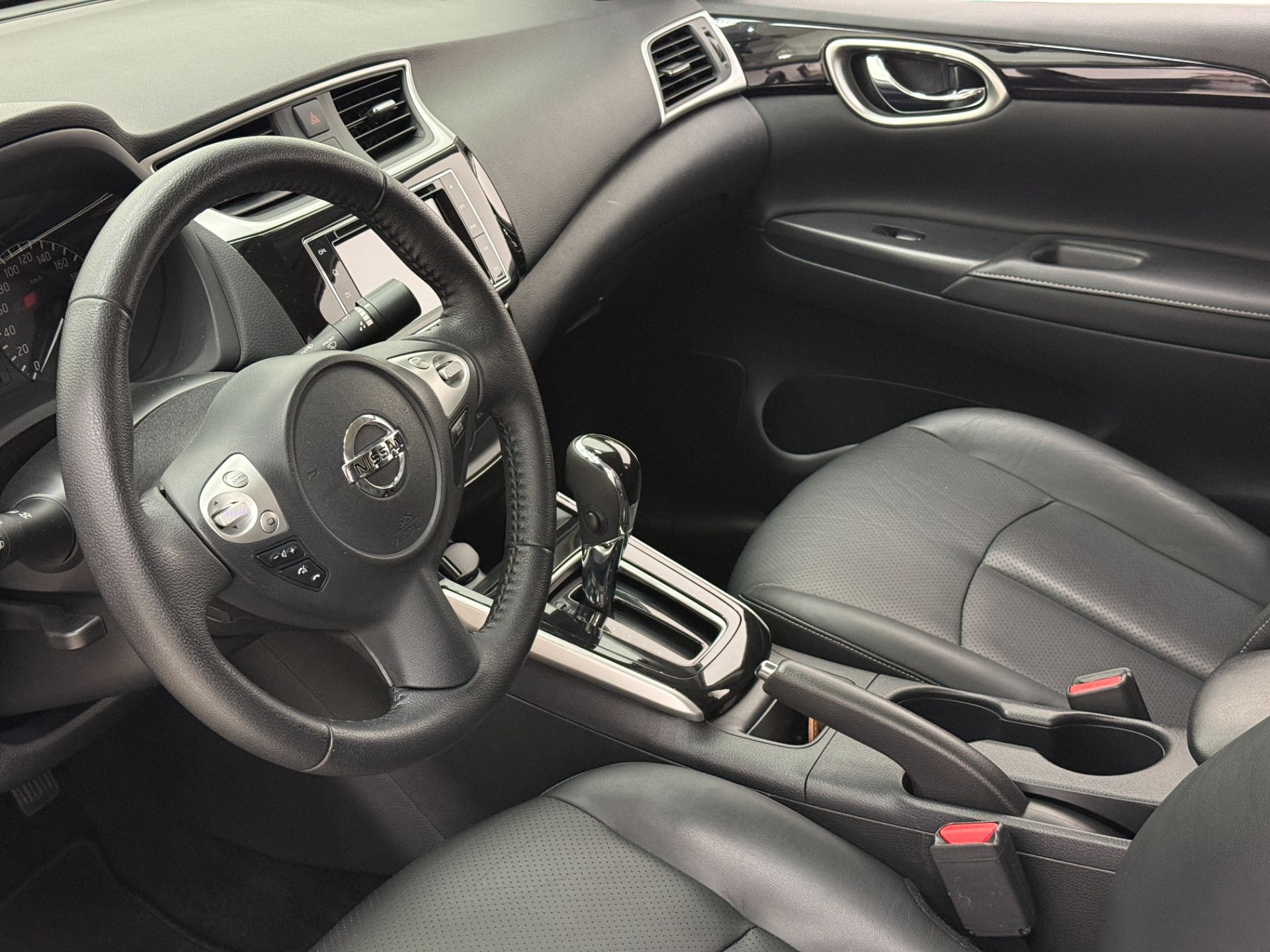 NISSAN SENTRA 20SV CVT 2020