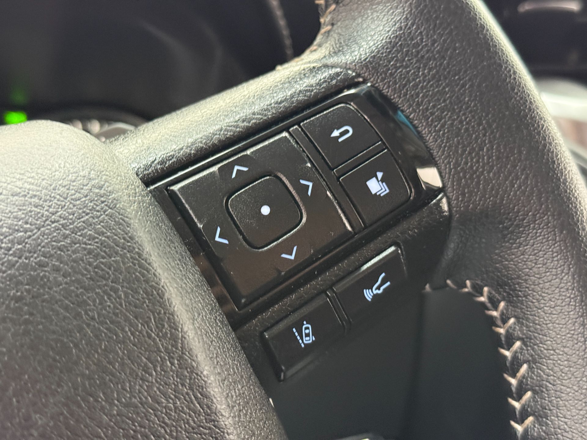 HILUX SW4 SRX 4X4 2.8 DIESEL