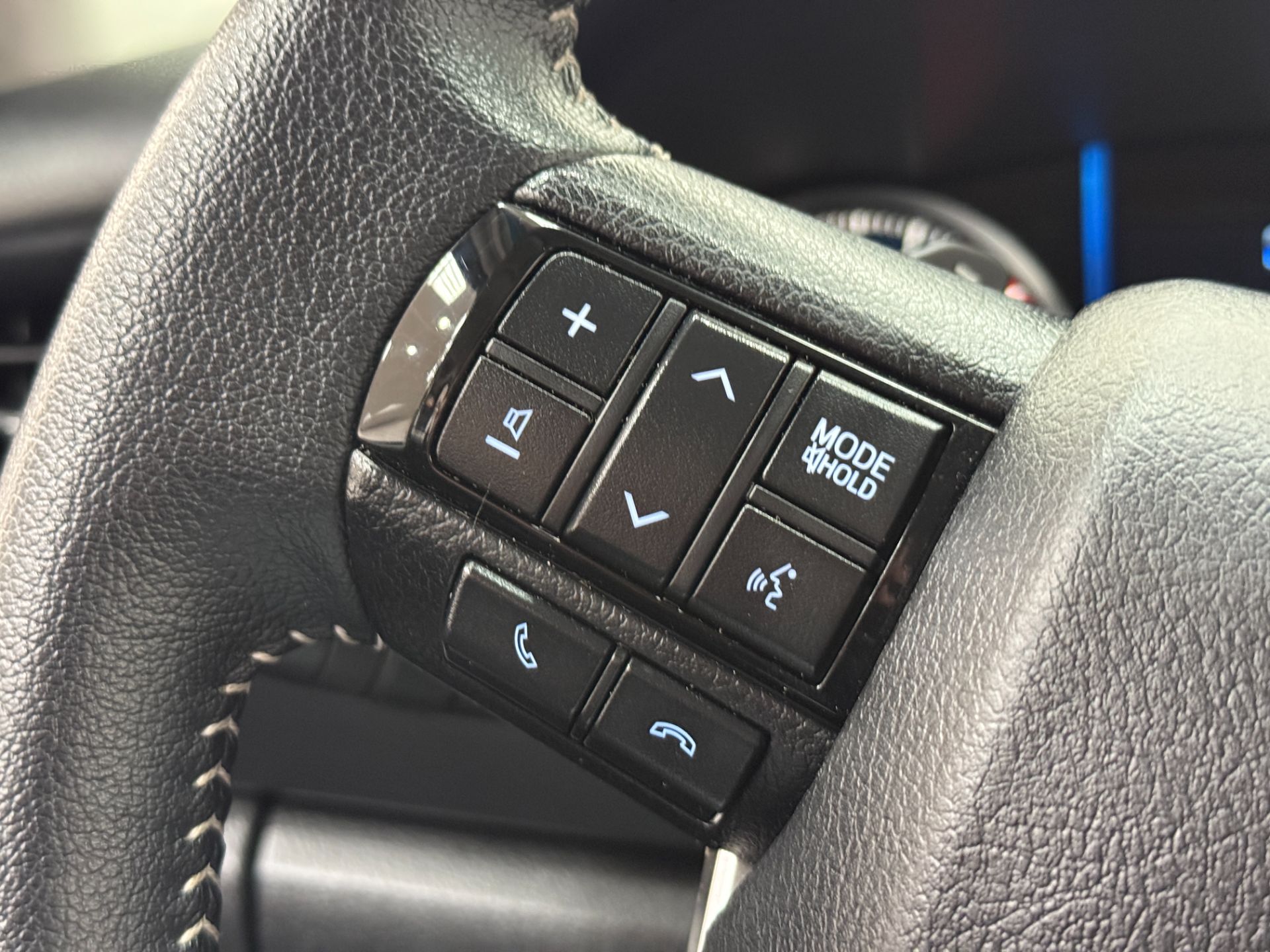 HILUX SW4 SRX 4X4 2.8 DIESEL
