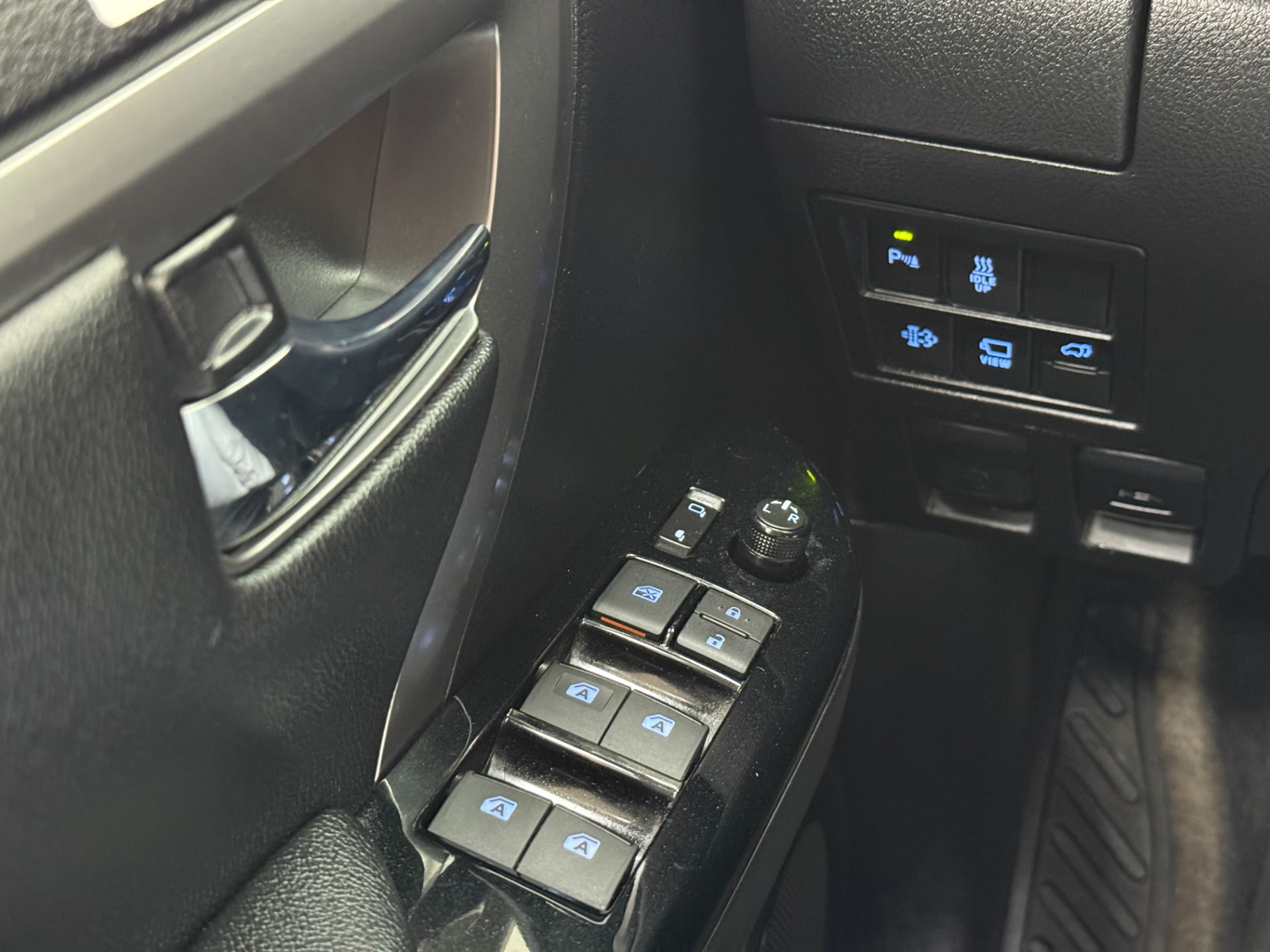 HILUX SW4 SRX 4X4 2.8 DIESEL
