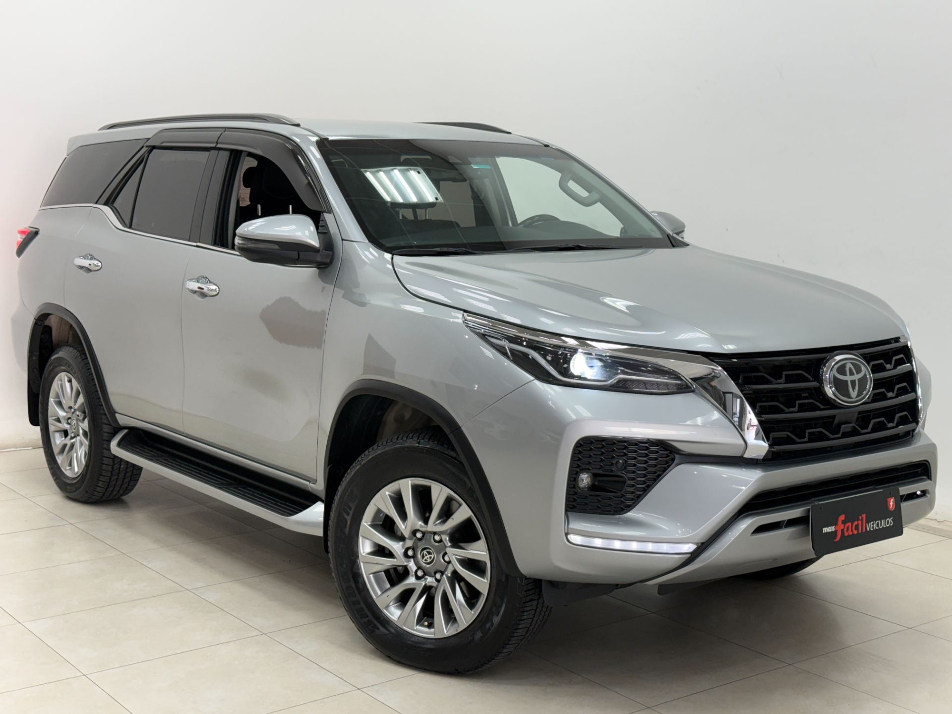HILUX SW4 SRX 2.8 TURBO - 7 LUGARES