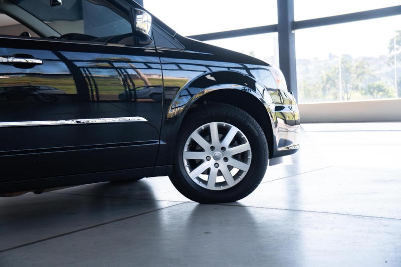 Chrysler Town & Country 38 Limited - foto 2