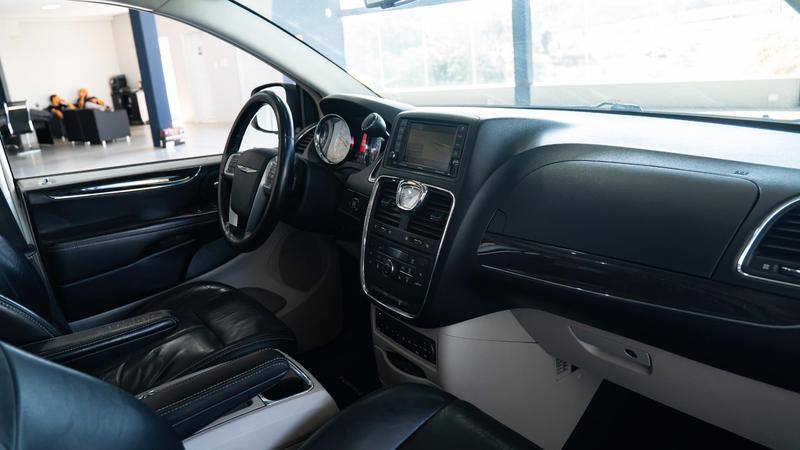 Chrysler Town & Country 38 Limited - foto 7