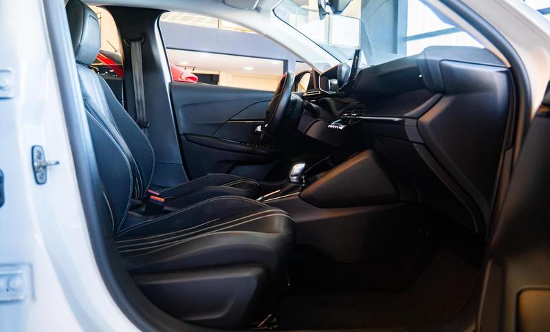 Peugeot 208 Griffe 1.6 Flex 16V 5P Aut. - foto 11