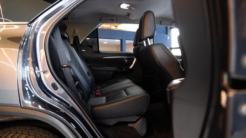 Toyota SW4 Srx Plat 4X4 28 Tb Die Automático - foto 17