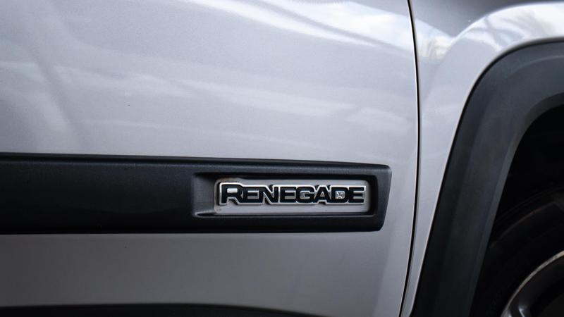 Jeep Renegade 1.8 4X2 Flex 16V Automático - foto 4
