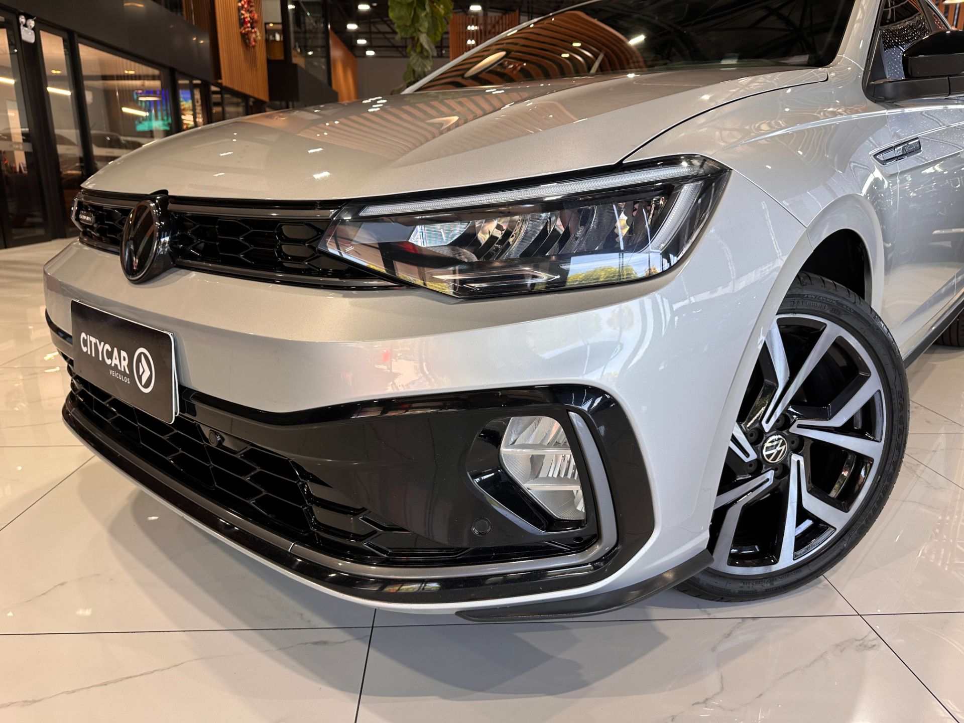 VOLKSWAGEN VIRTUS EXCLUSIVE 1.4 TURBO 250 TSI
