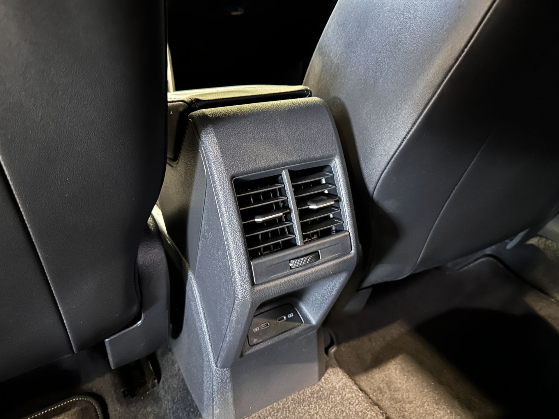 VOLKSWAGEN VIRTUS EXCLUSIVE 1.4 TURBO 250 TSI