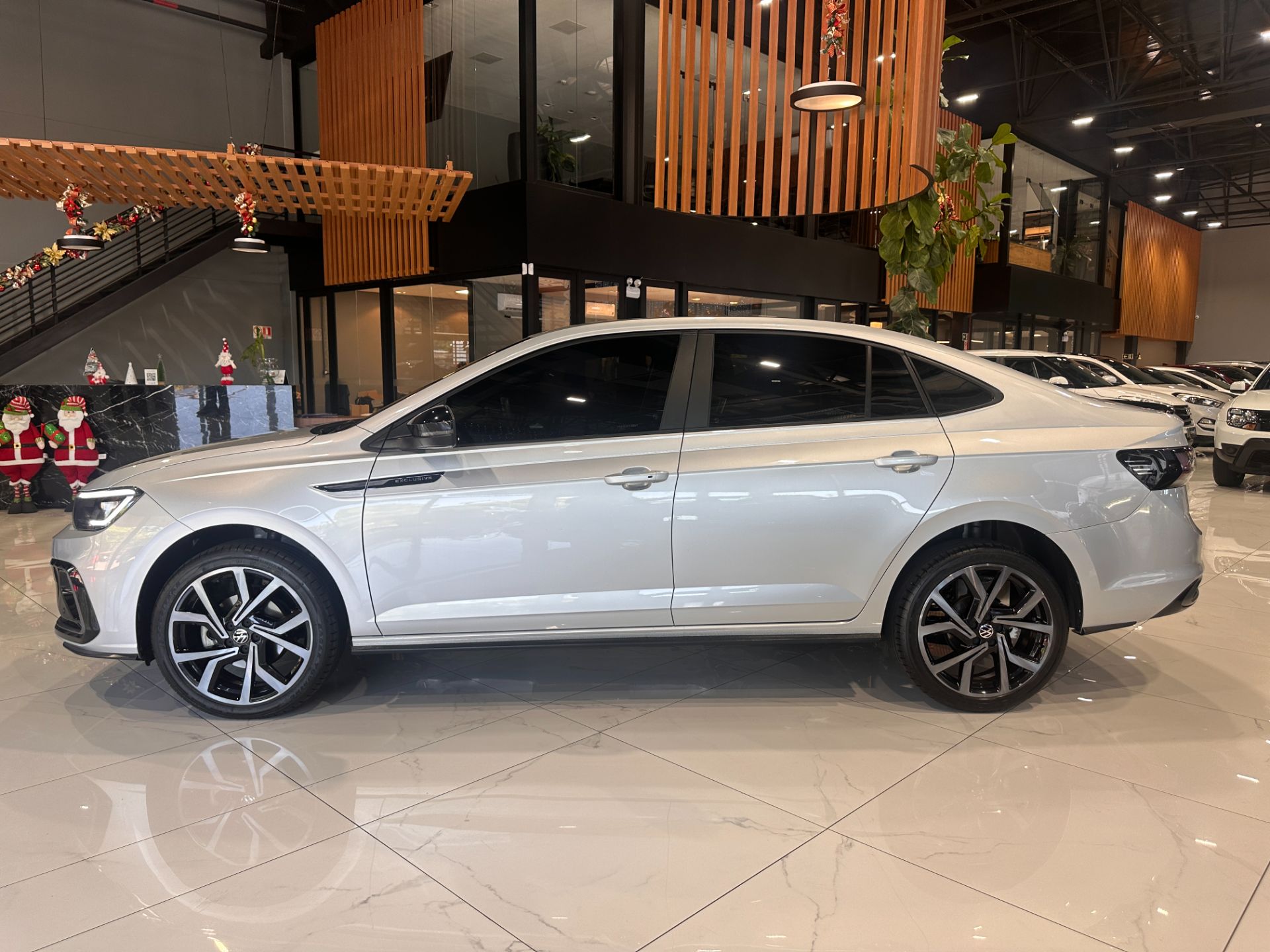 VOLKSWAGEN VIRTUS EXCLUSIVE 1.4 TURBO 250 TSI