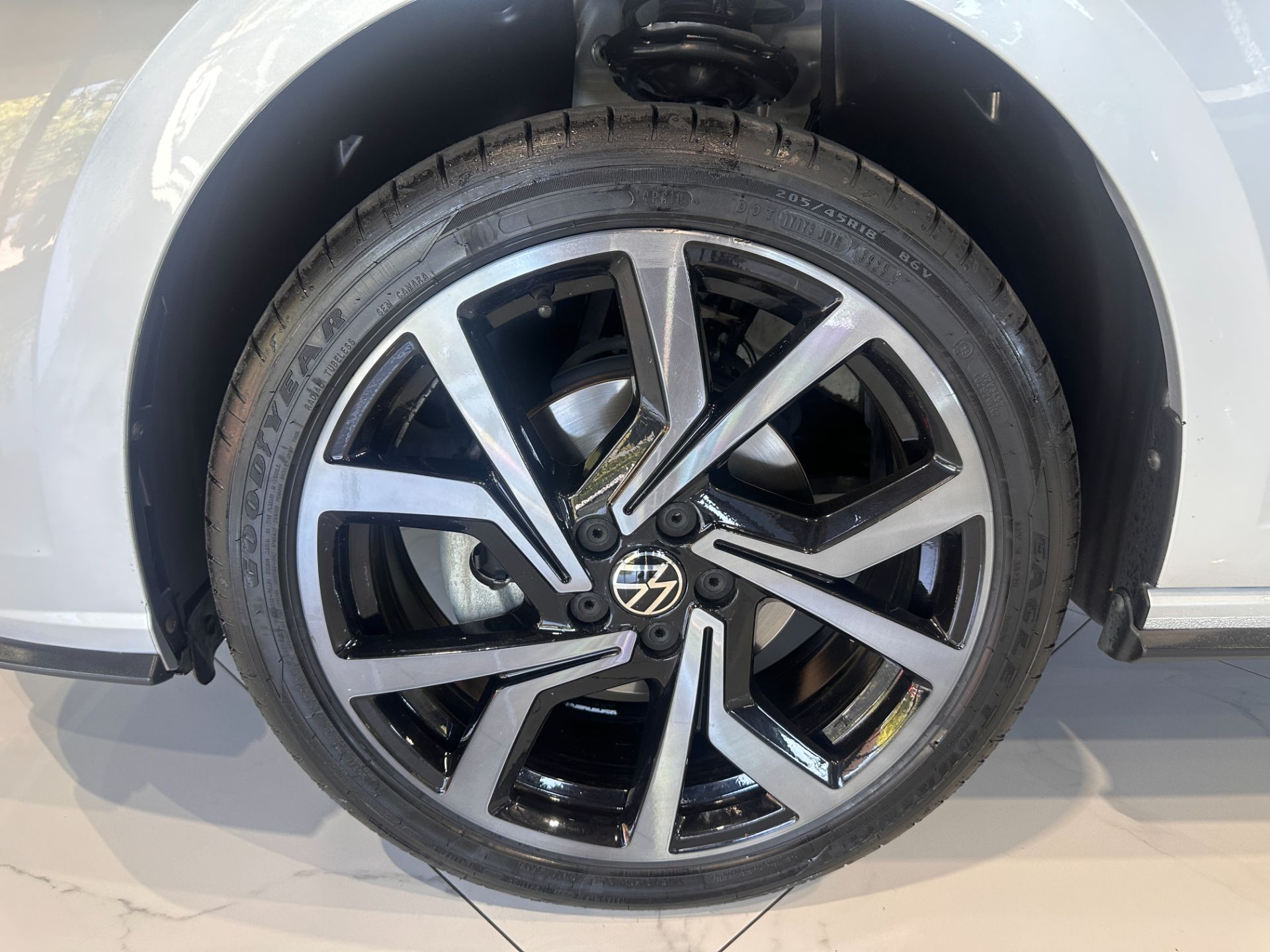 VOLKSWAGEN VIRTUS EXCLUSIVE 1.4 TURBO 250 TSI