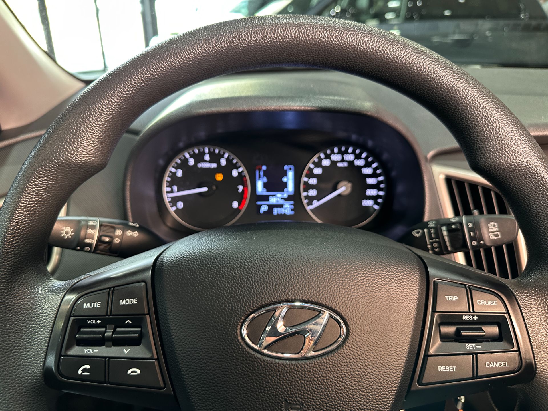 HYUNDAI CRETA ACTION 1.6 AUTOMATICO