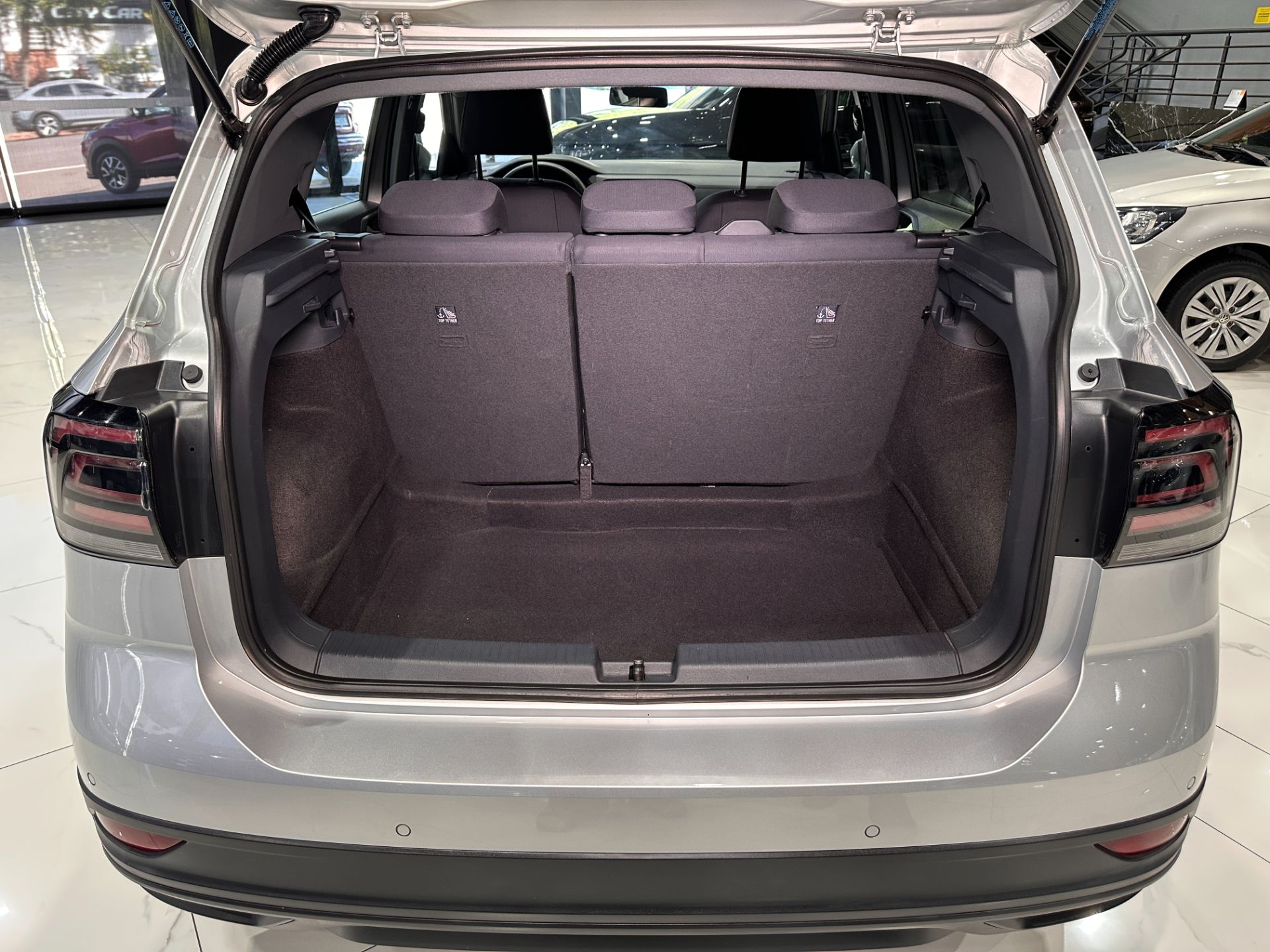 VOLKSWAGEN T-CROSS SENSE 200 TSI AUTOMATICO