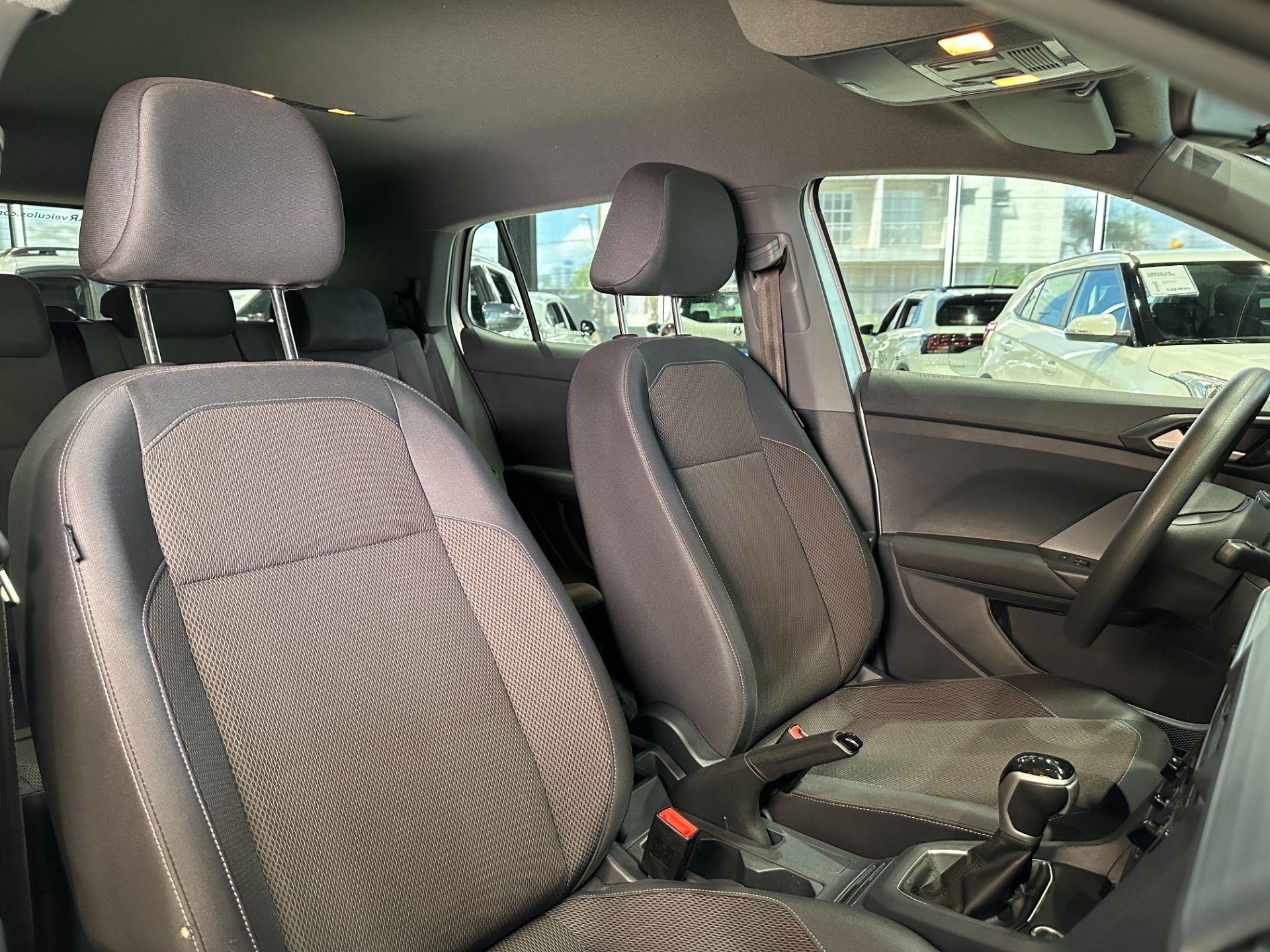 VOLKSWAGEN T-CROSS SENSE 200 TSI AUTOMATICO