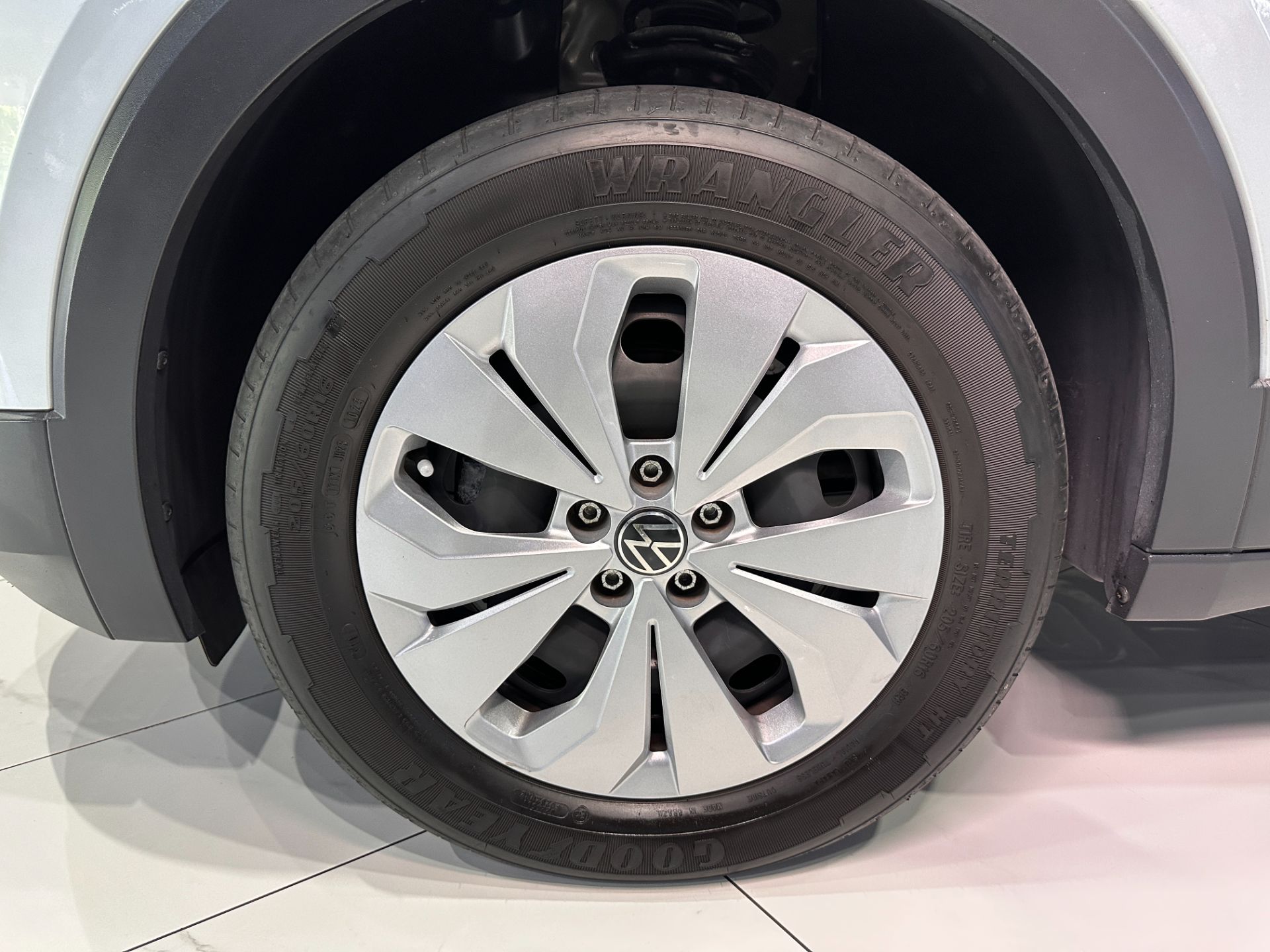 VOLKSWAGEN T-CROSS SENSE 200 TSI AUTOMATICO