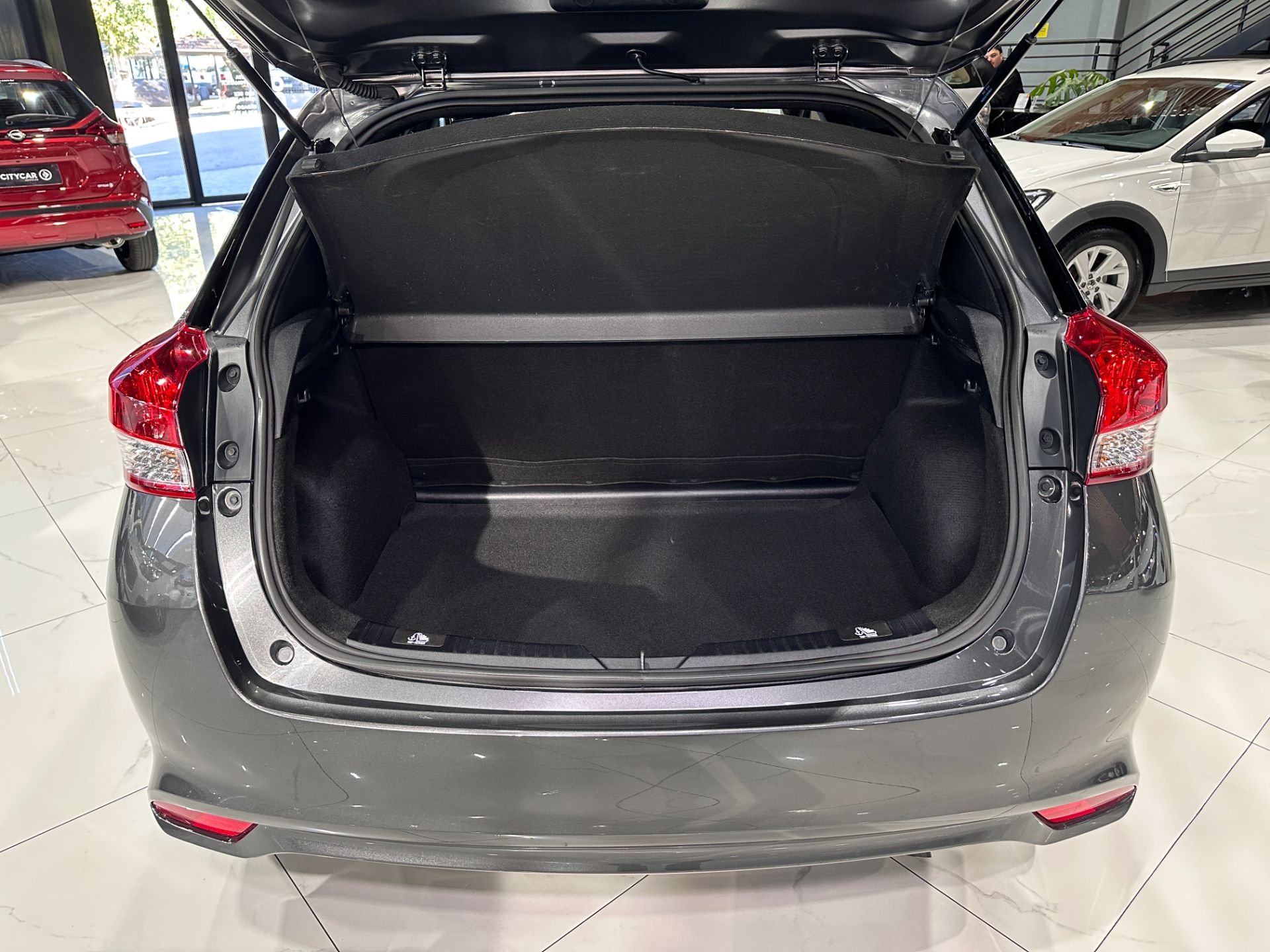 TOYOTA YARIS 1.5 XL HATCH AUTOMATICO