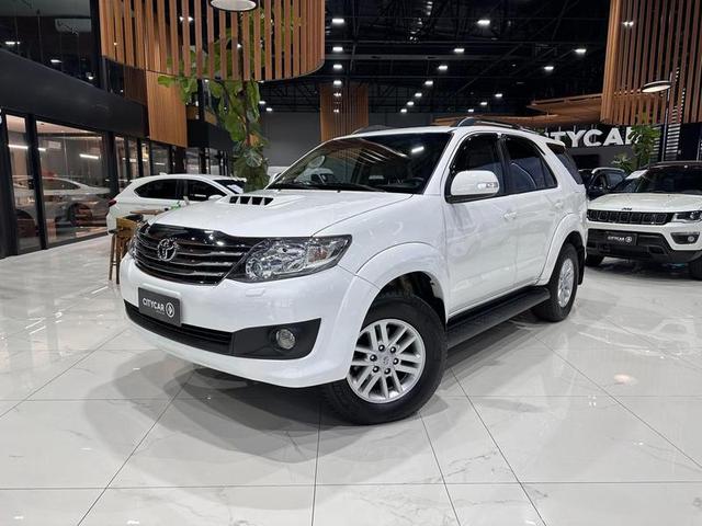 TOYOTA HILUX SW4 SRV 3.0 4X4 DIESEL