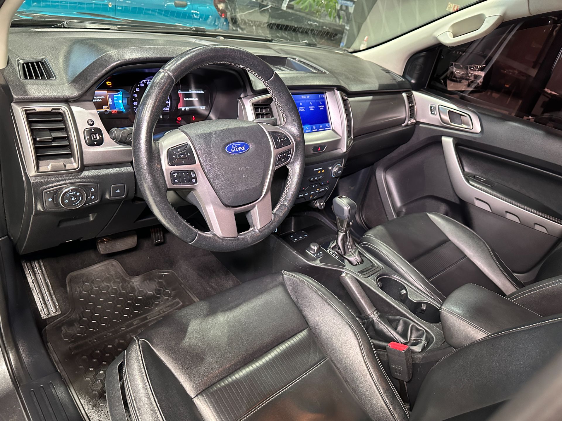 FORD RANGER LIMITED 3.2 TURBO DIESEL 4X4 AUTOMATICO