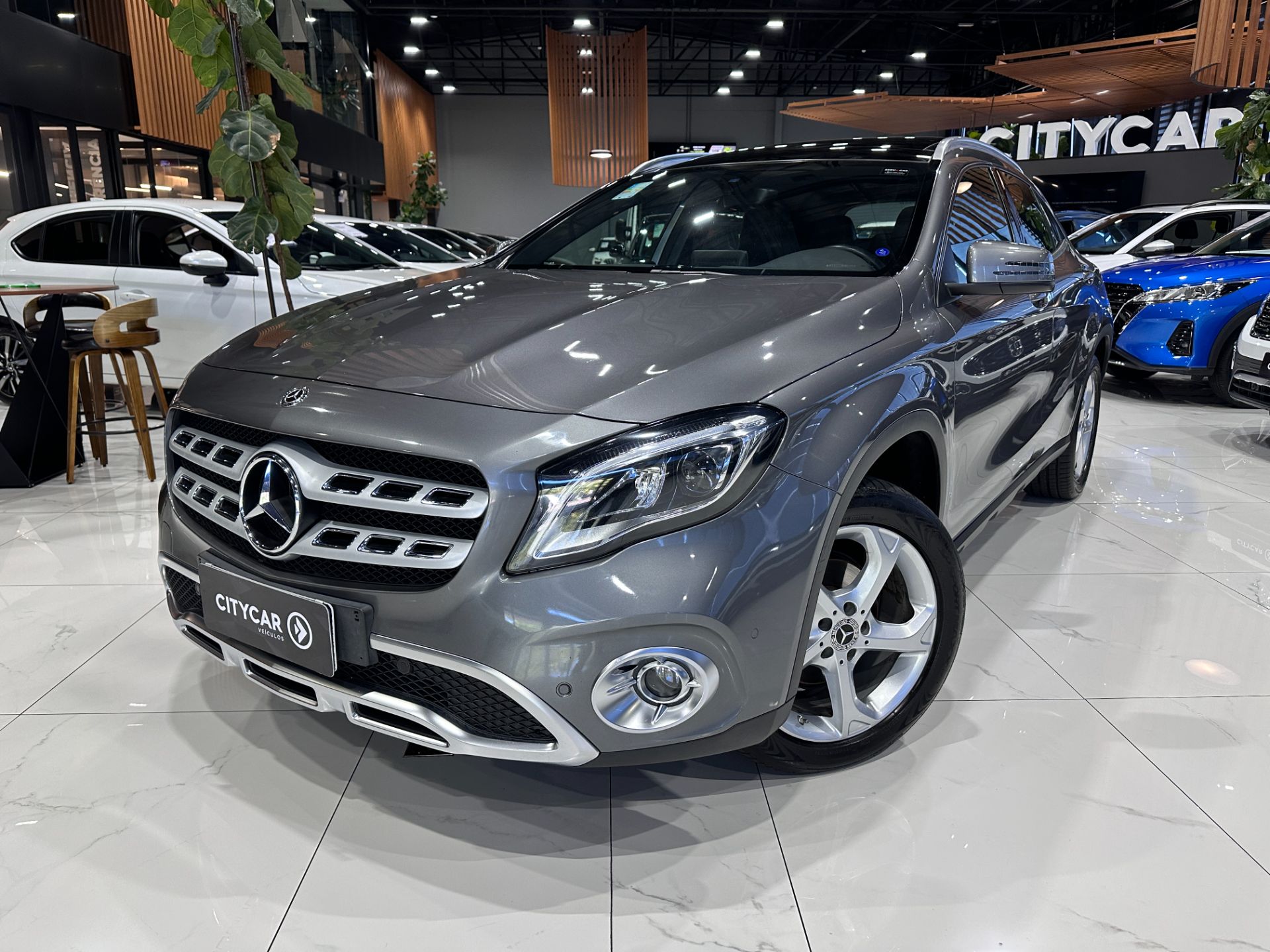 MERCEDES-BENZ GLA 200 ENDURO 1.6 TURBO FLEX