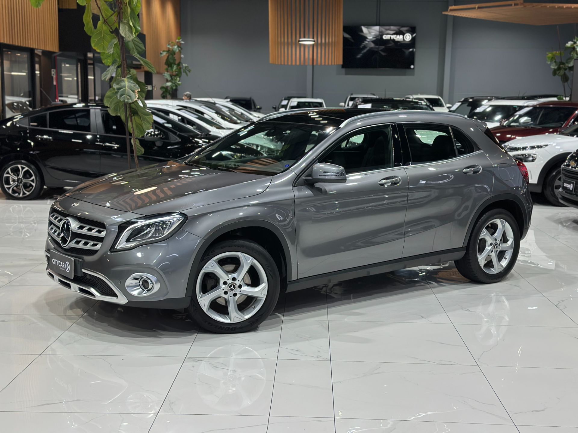 MERCEDES-BENZ GLA 200 ENDURO 1.6 TURBO FLEX
