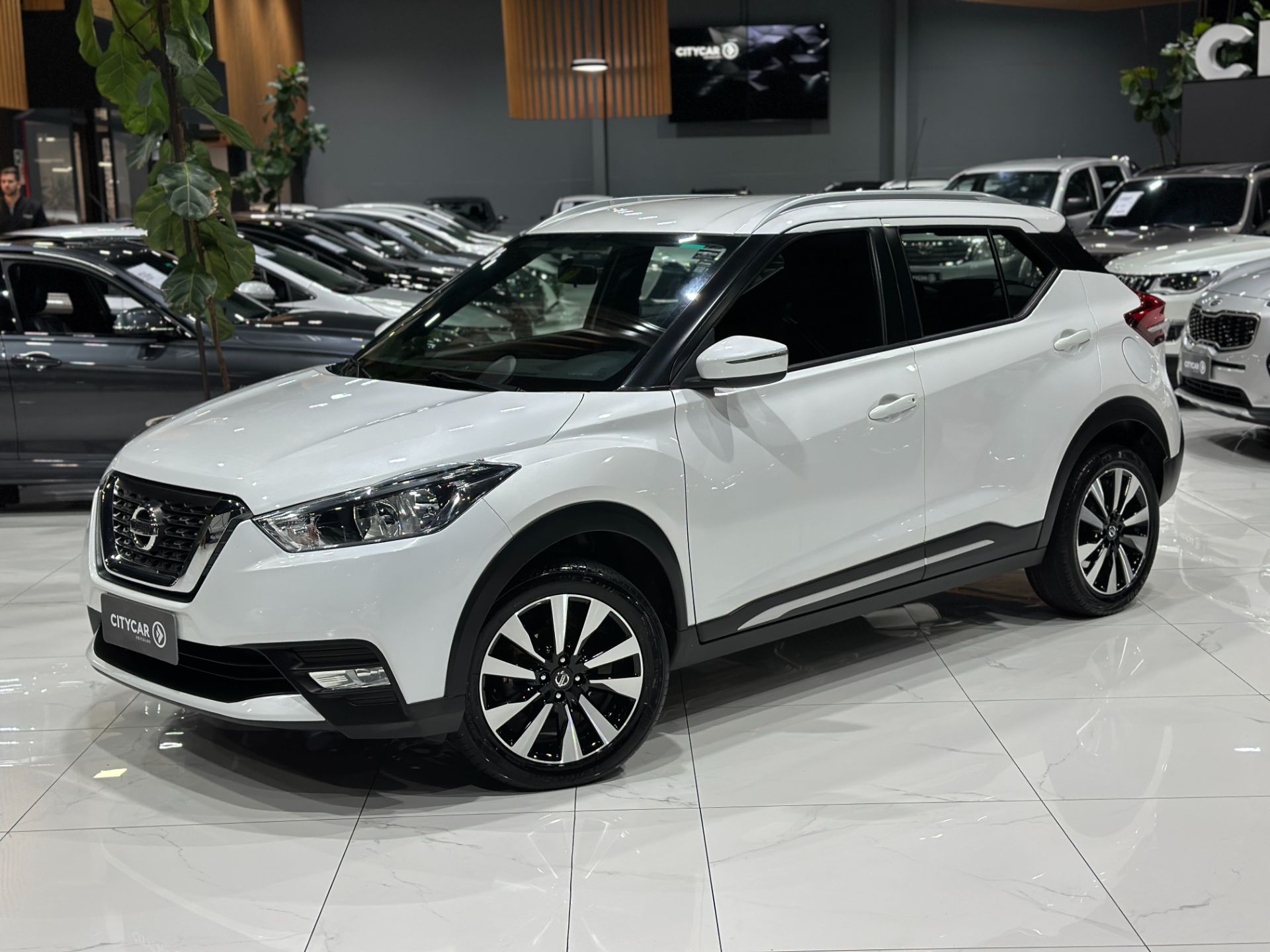 NISSAN KICKS SV CVT