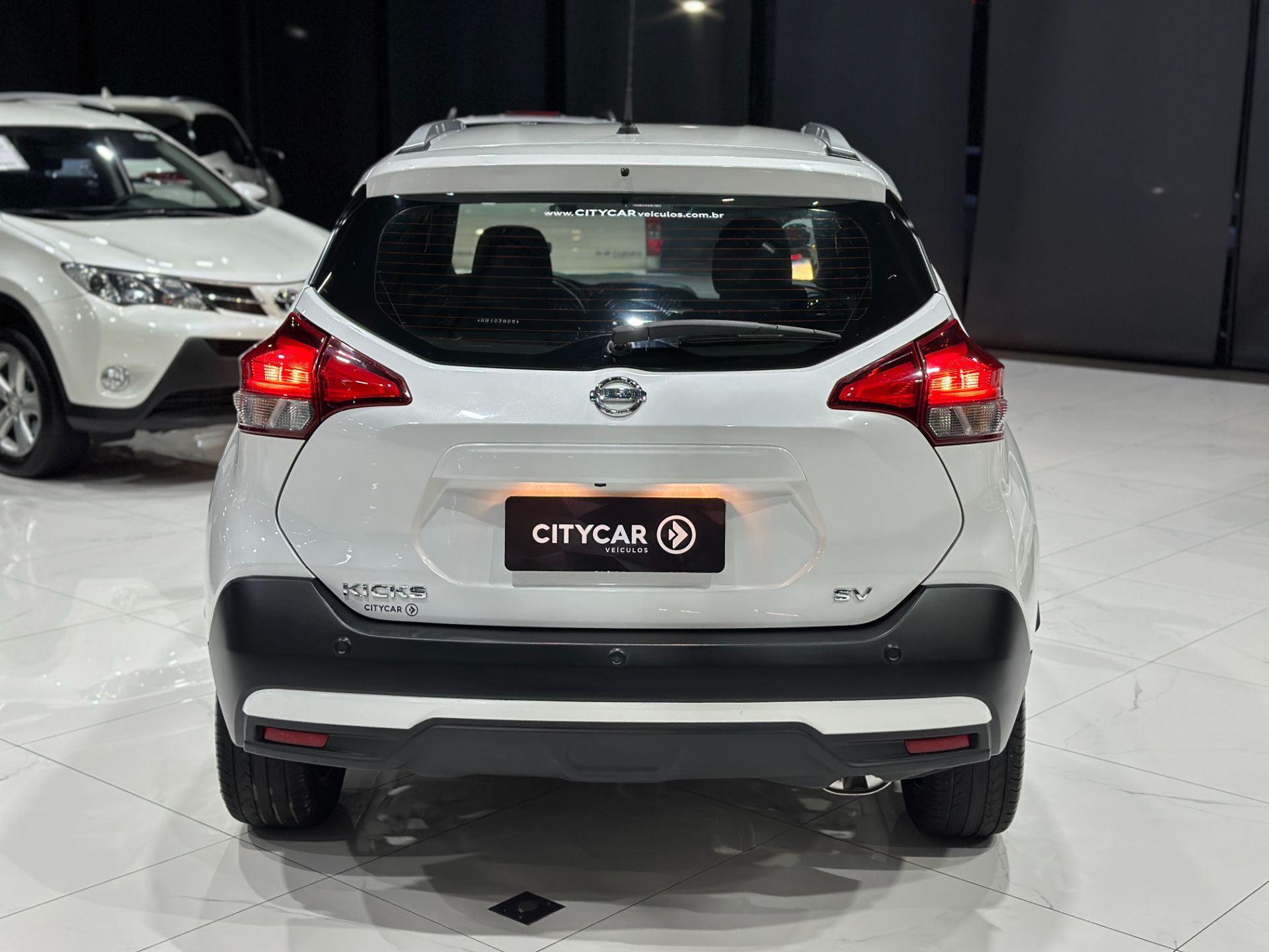 NISSAN KICKS SV CVT