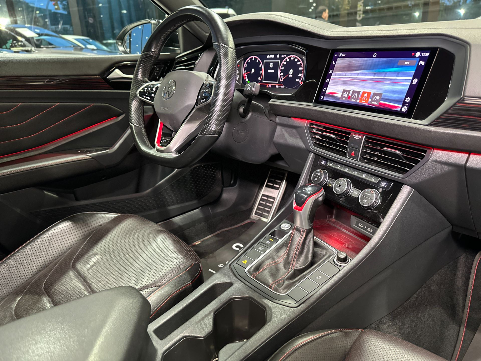VOLKSWAGEN JETTA GLI 350 TSI 2.0