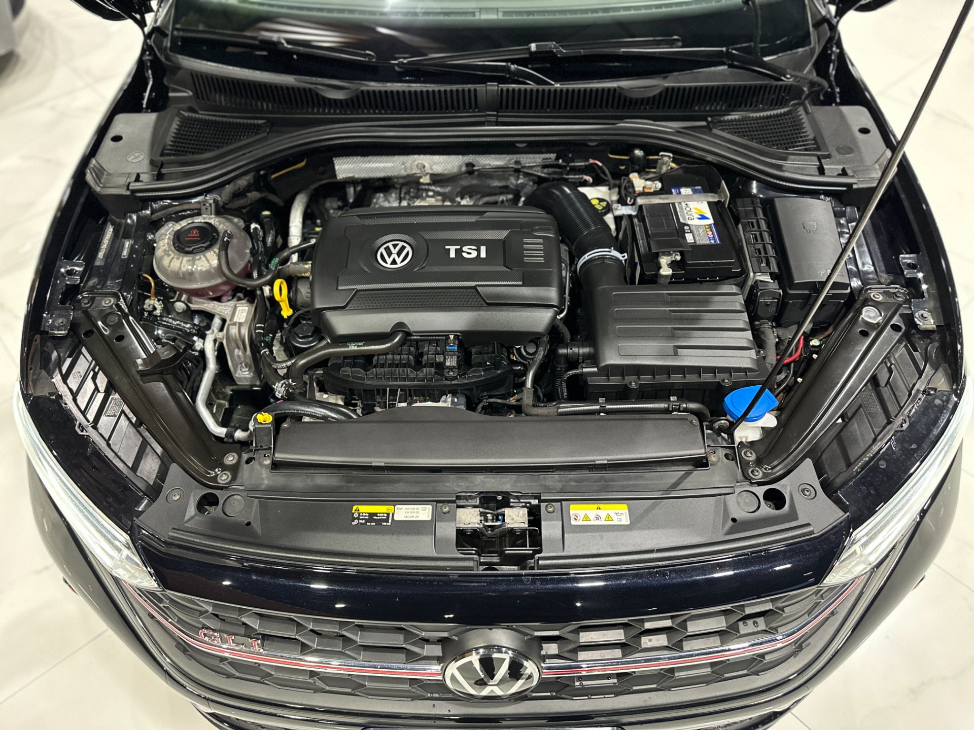VOLKSWAGEN JETTA GLI 350 TSI 2.0