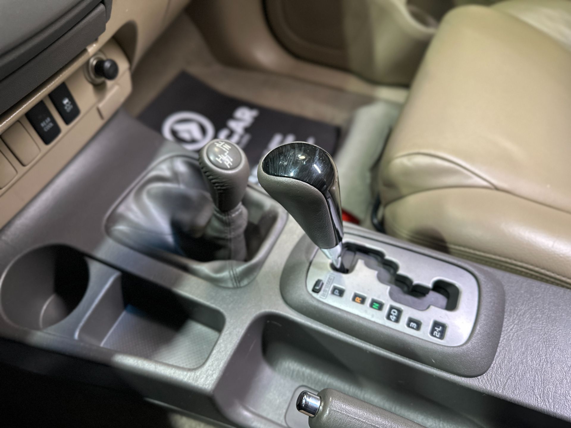TOYOTA HILUX SW4 SRV 4X4 3.0 DIESEL AUTOMATICA