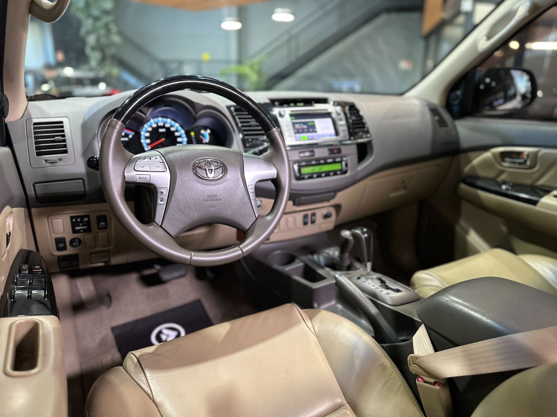 TOYOTA HILUX SW4 SRV 4X4 3.0 DIESEL AUTOMATICA
