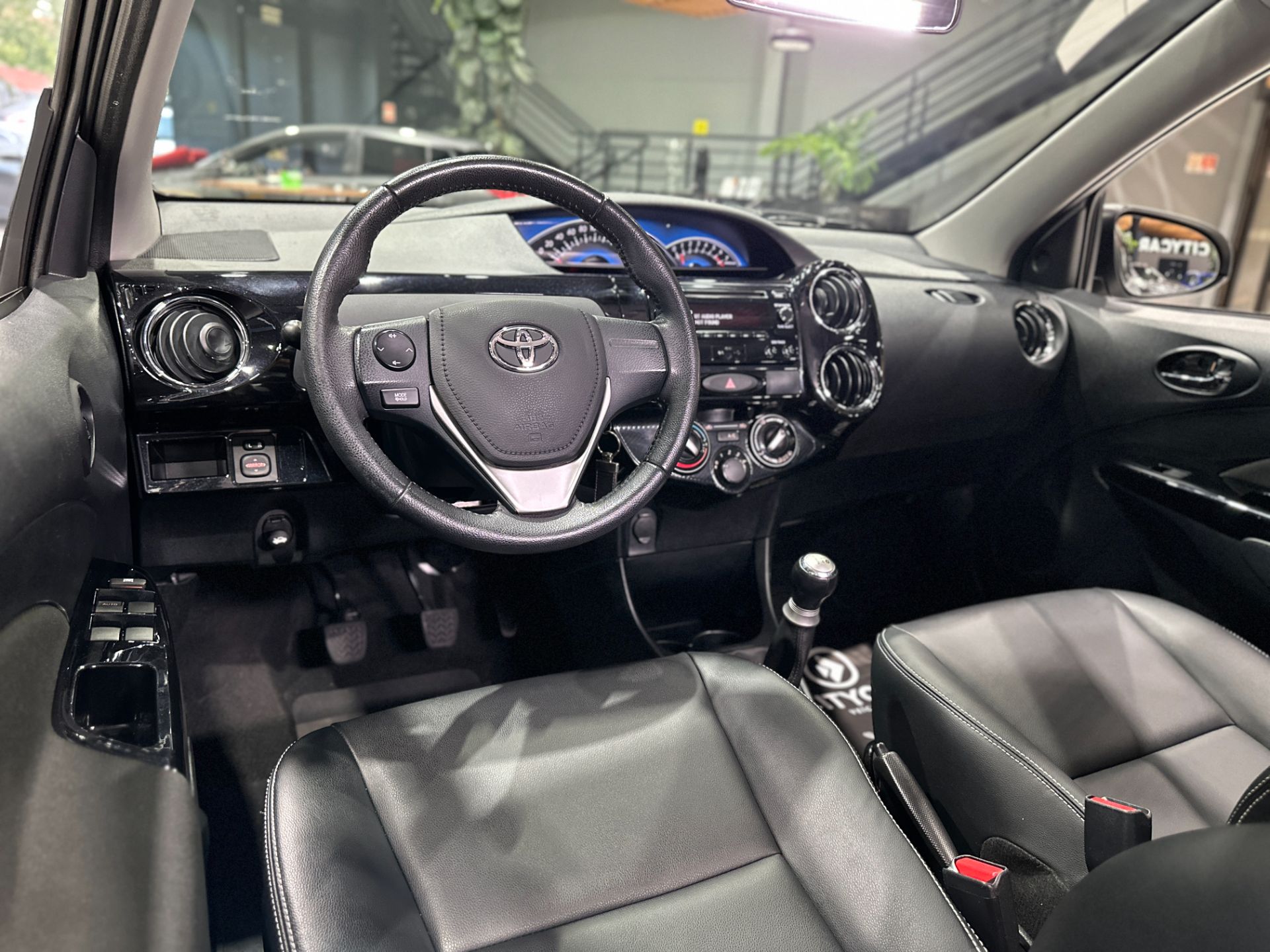 TOYOTA ETIOS CROSS 1.5 FLEX MANUAL