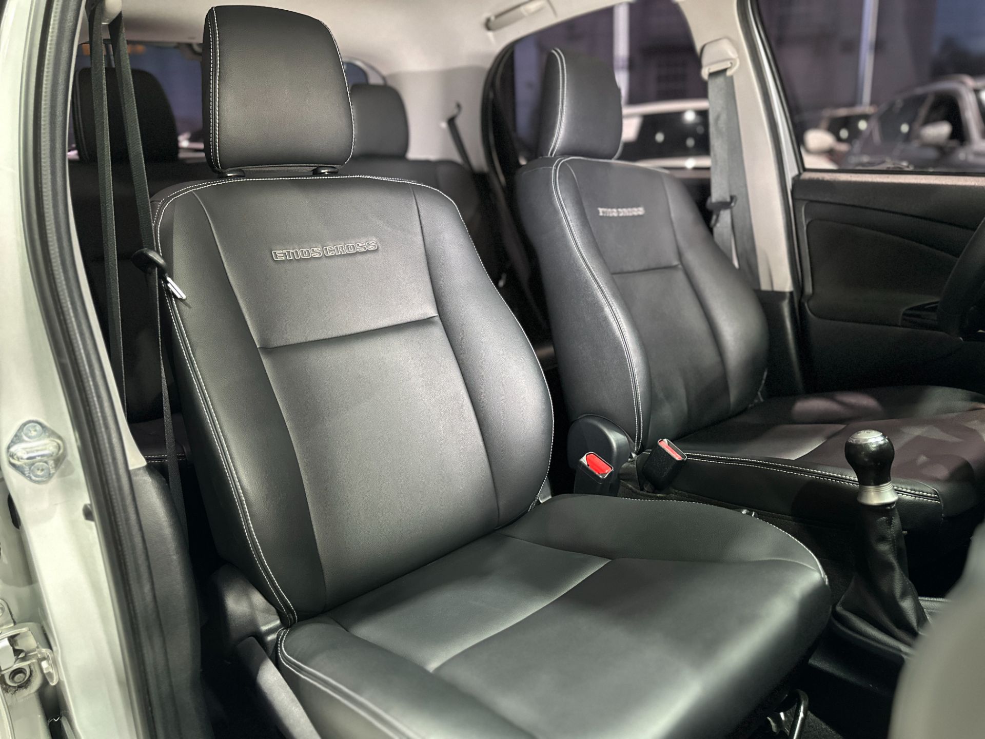 TOYOTA ETIOS CROSS 1.5 FLEX MANUAL