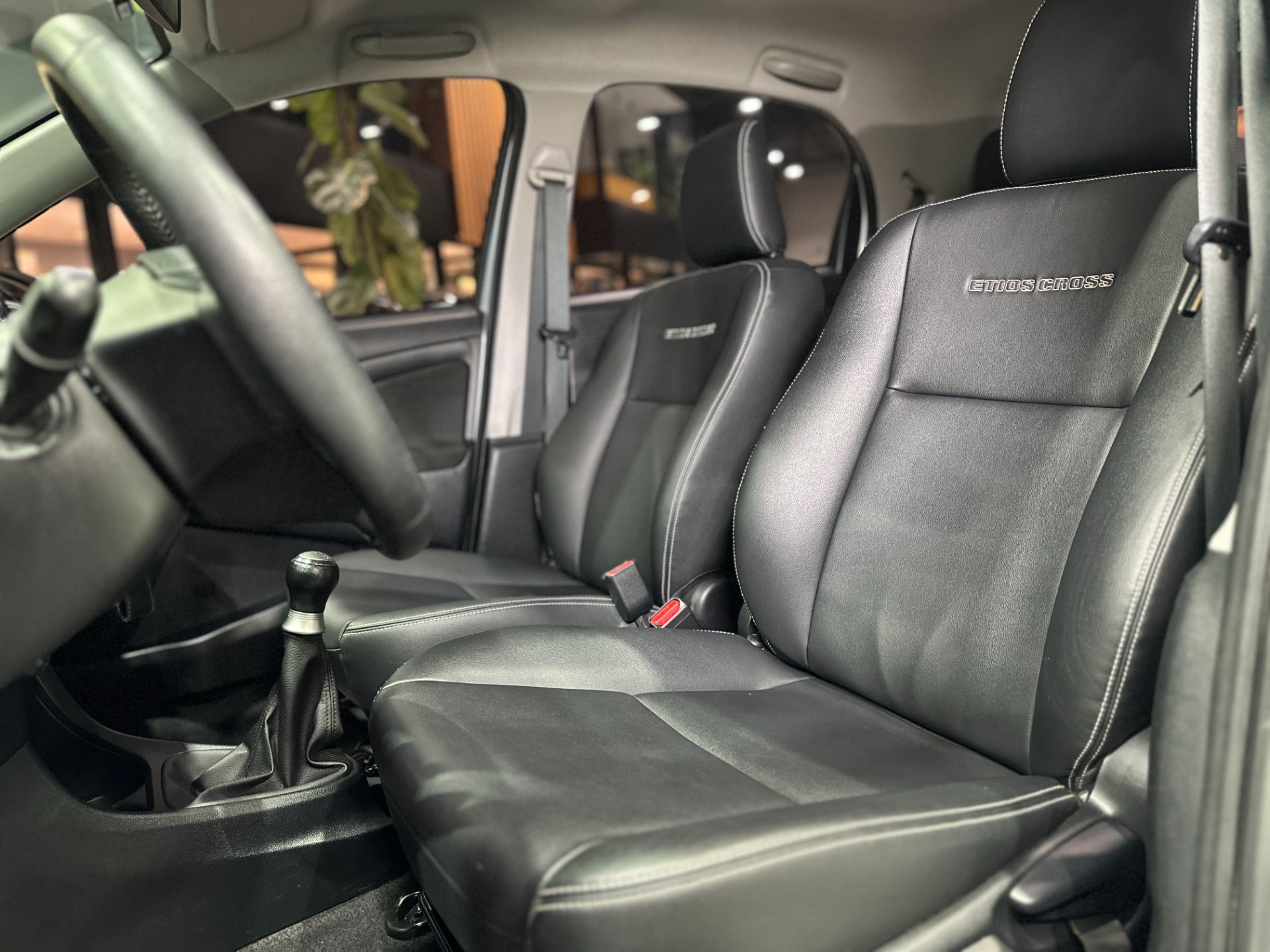 TOYOTA ETIOS CROSS 1.5 FLEX MANUAL