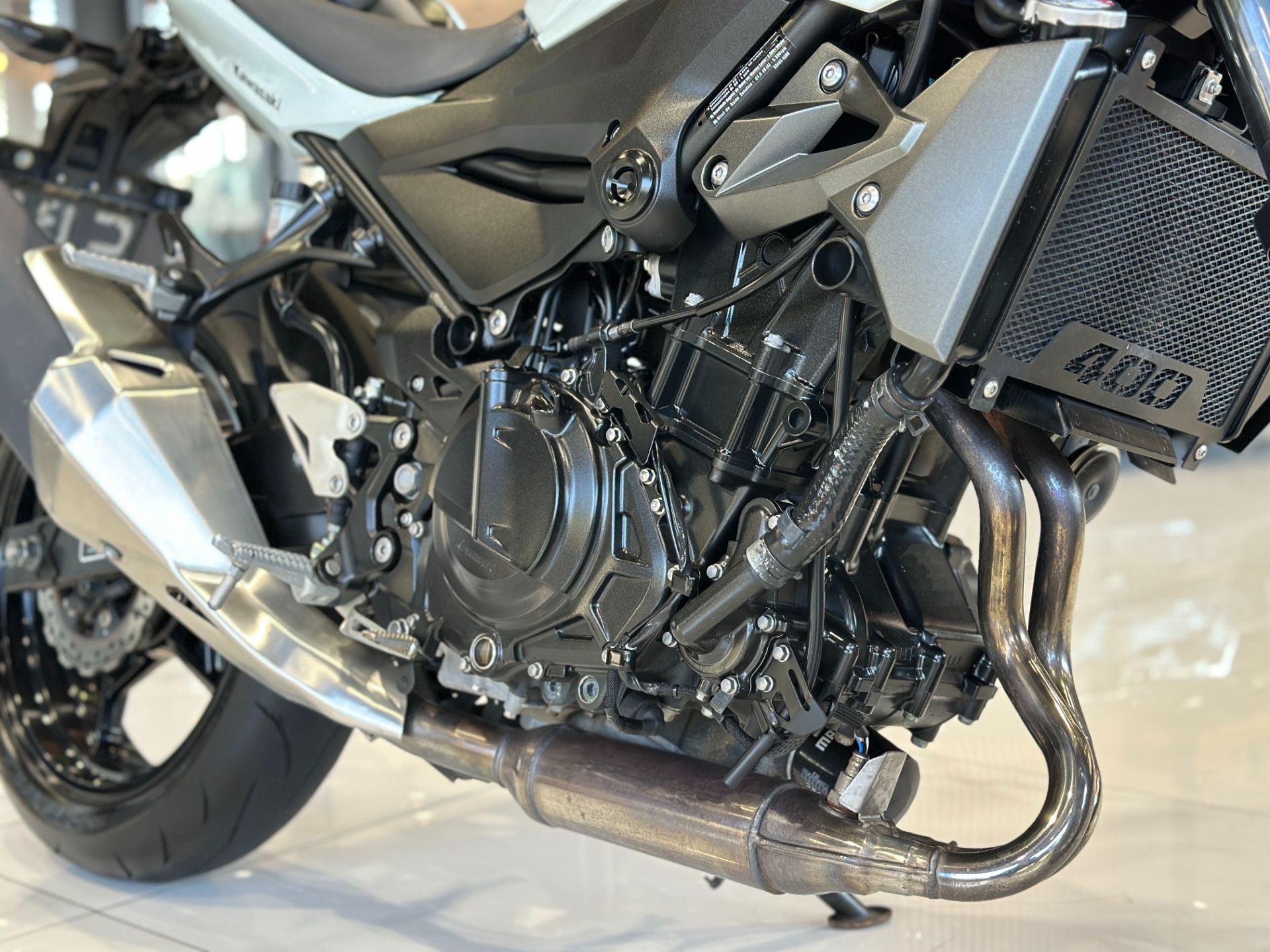 KAWASAKI Z400