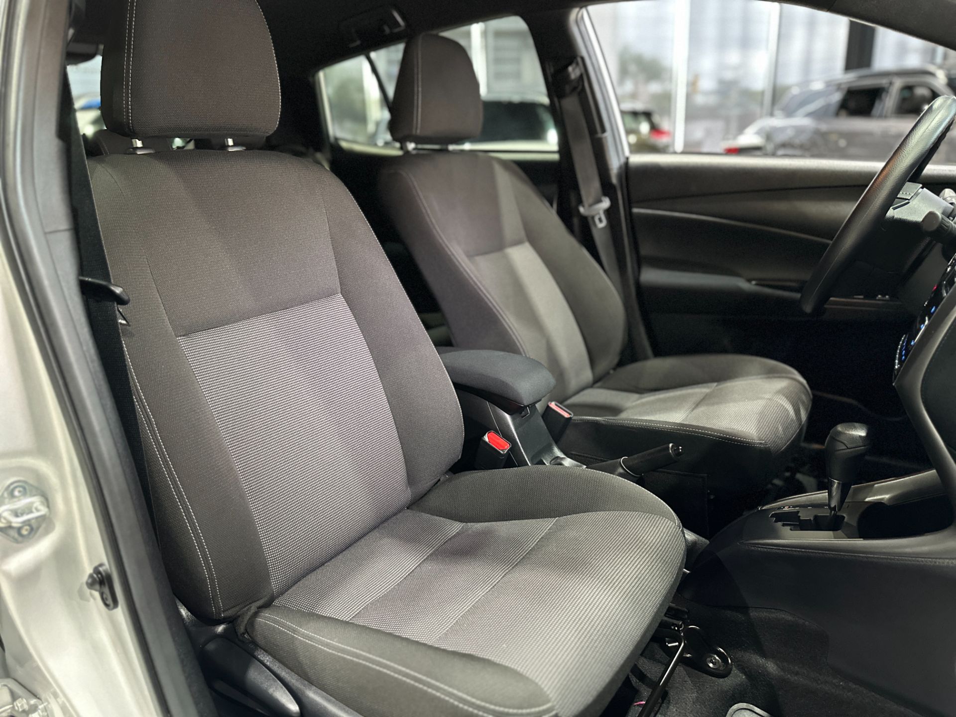 TOYOTA YARIS HATCH XL 1.5 AUTOMATICO