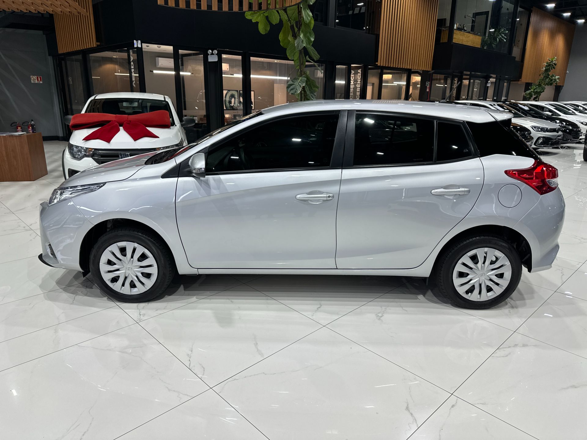 TOYOTA YARIS HATCH XL 1.5 AUTOMATICO