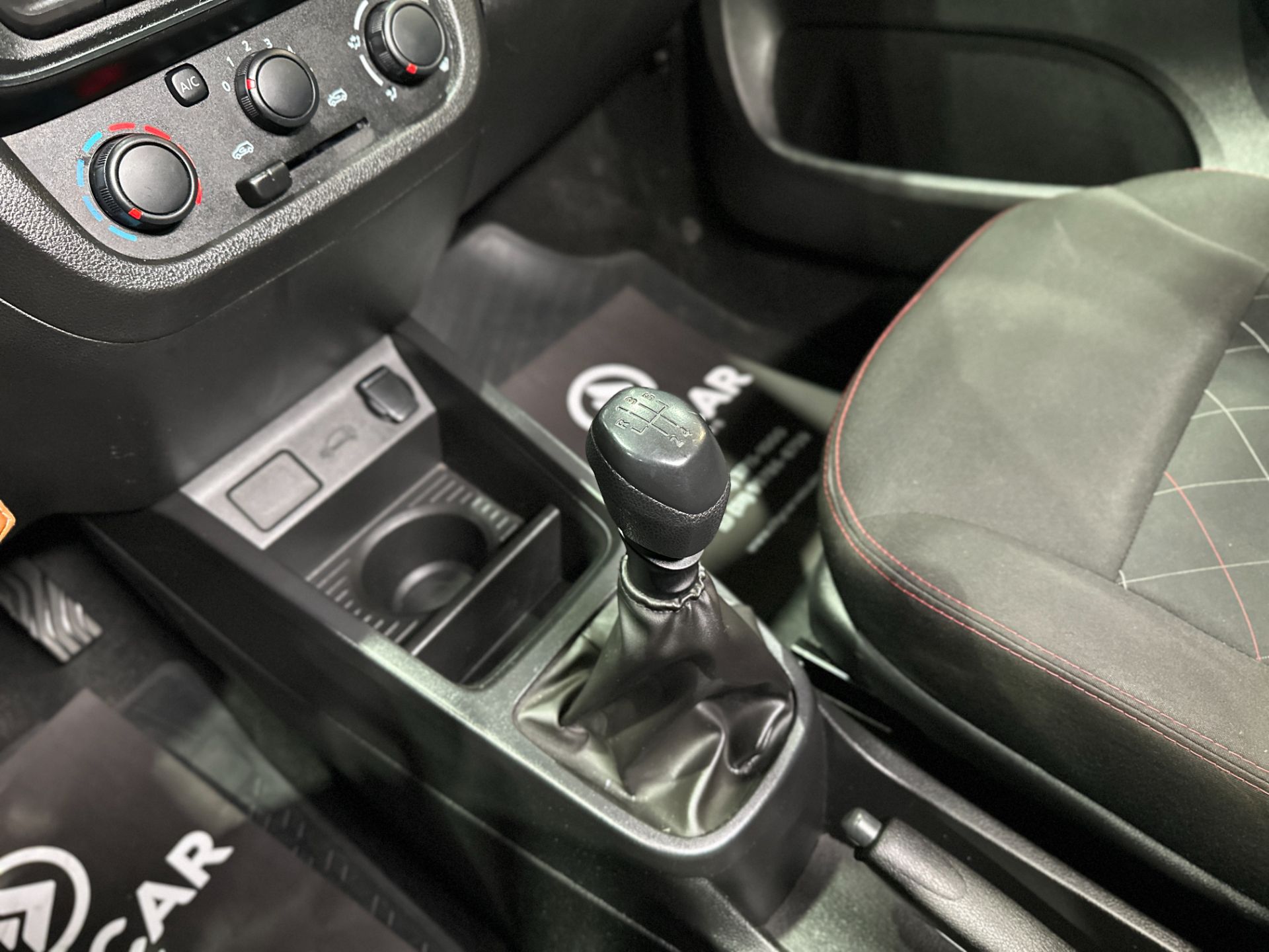 RENAULT KWID ZEN 2 1.0 MANUAL