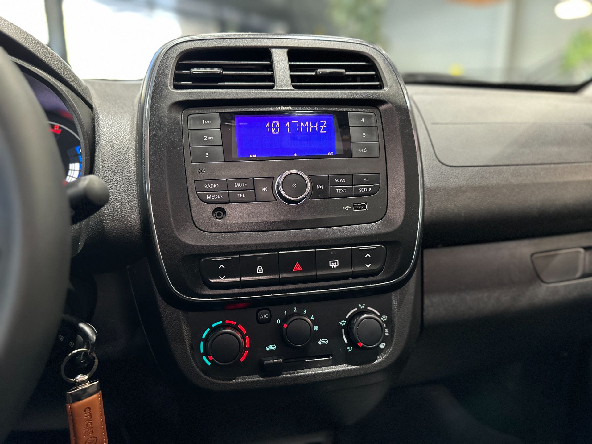RENAULT KWID ZEN 2 1.0 MANUAL