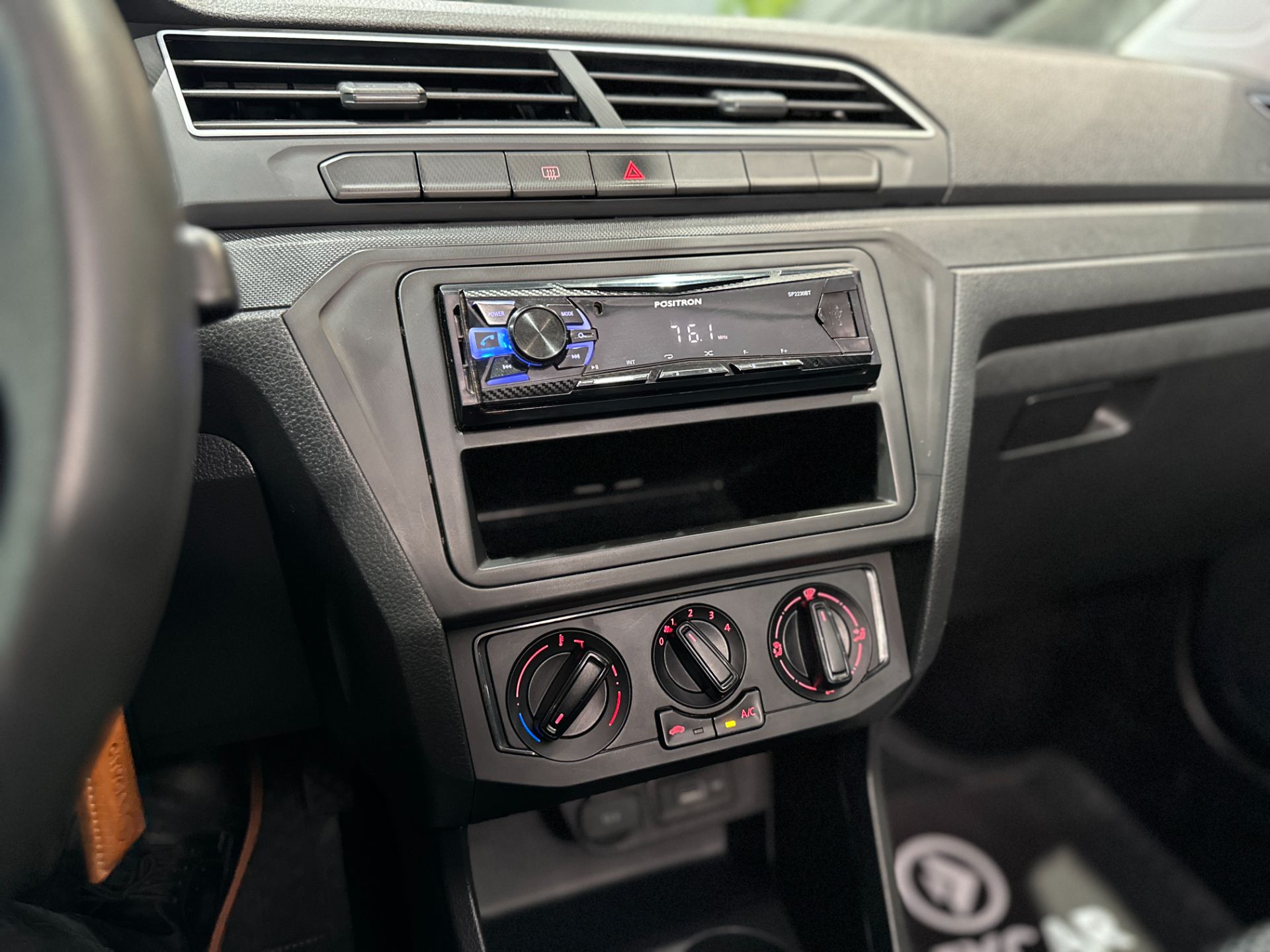 VOLKSWAGEN GOL 1.0 MANUAL