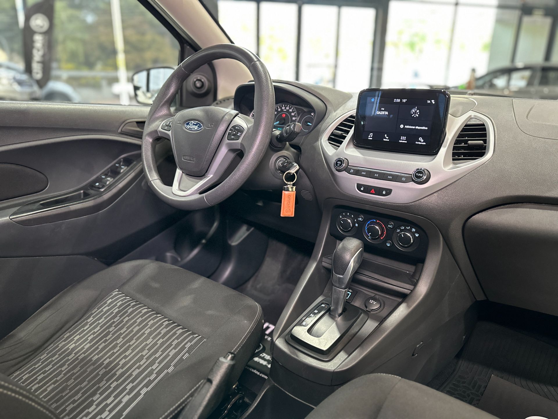 FORD KA 1.5 SE AUTOMATICO SEDAN