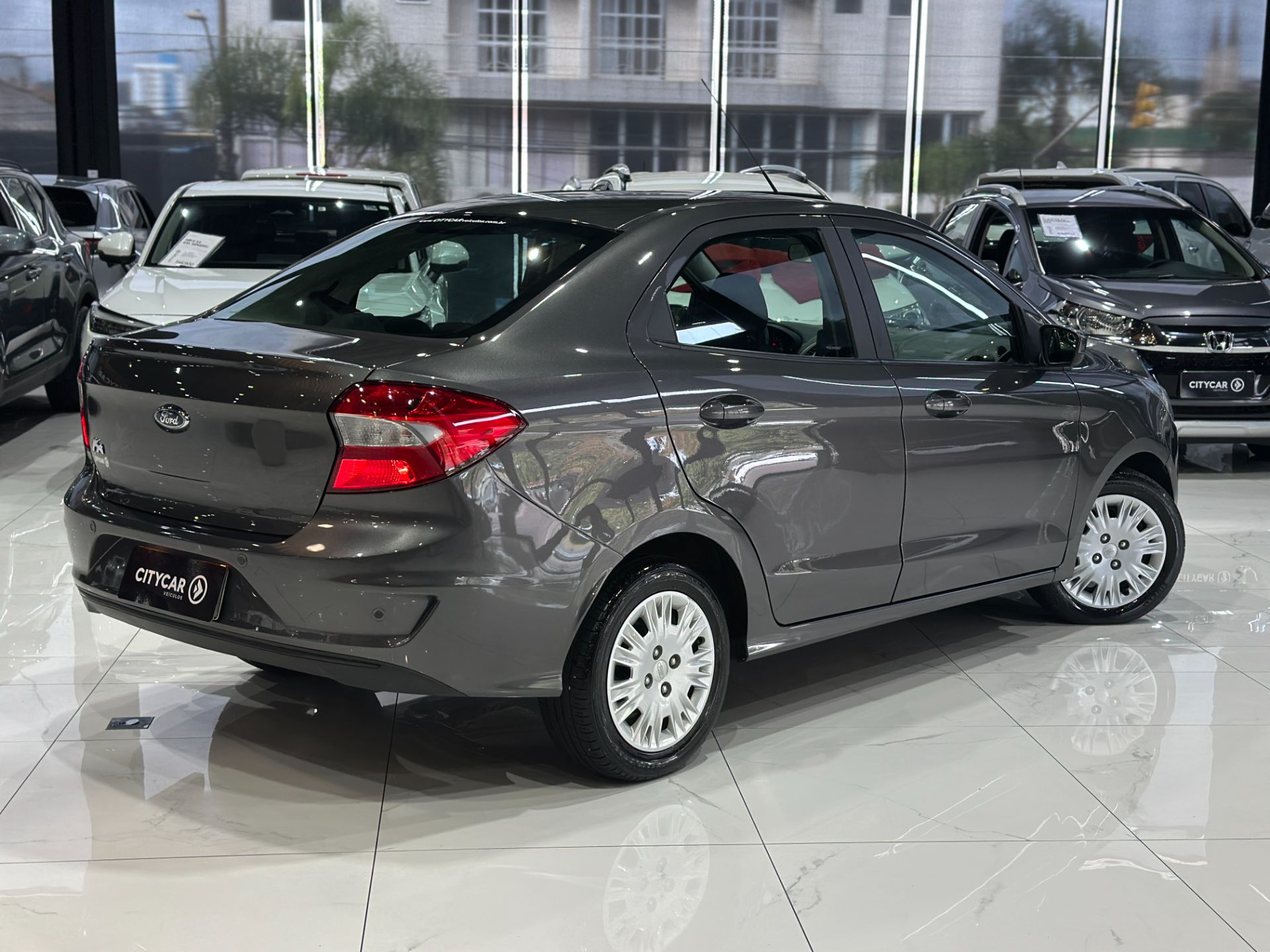 FORD KA 1.5 SE AUTOMATICO SEDAN