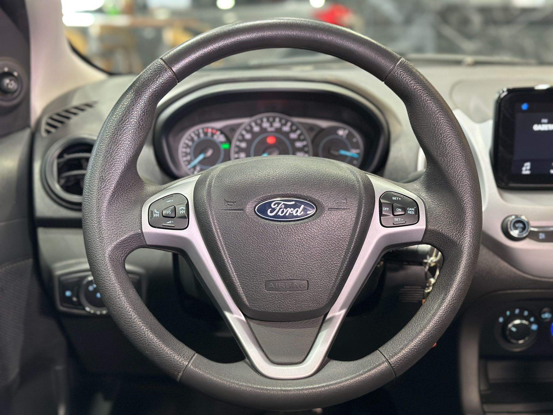 FORD KA 1.5 SE AUTOMATICO SEDAN