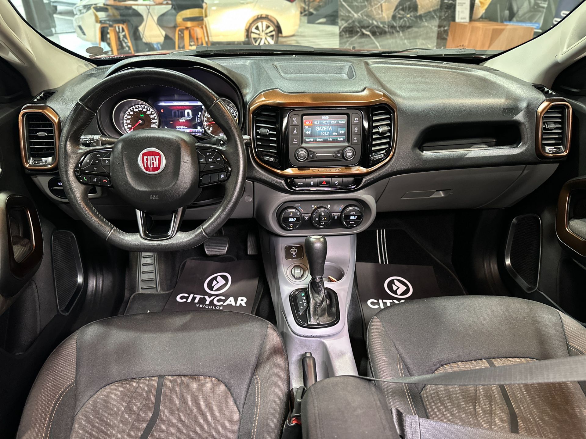 FIAT TORO VOLCANO 2.4 4X2 FLEX AUTOMATICA